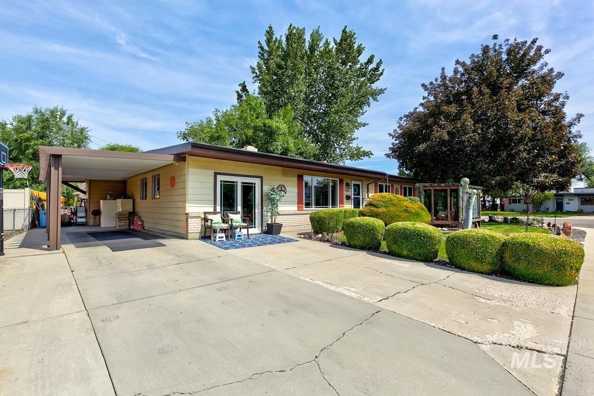 6302 W Dorian St, Boise, Idaho 83709, 3 Bedrooms, 1 Bathroom, Residential For Sale, Price $399,999, 98999049