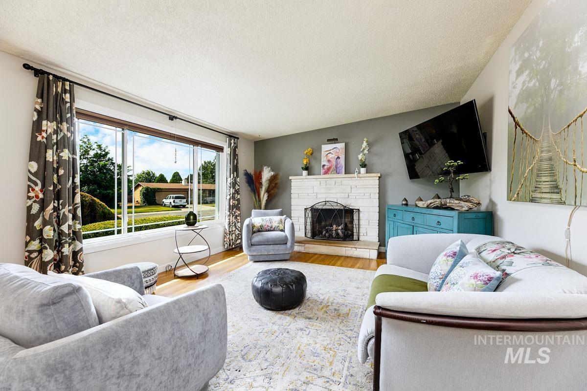 6302 W Dorian St, Boise, Idaho 83709, 3 Bedrooms, 1 Bathroom, Residential For Sale, Price $399,999, 98999049