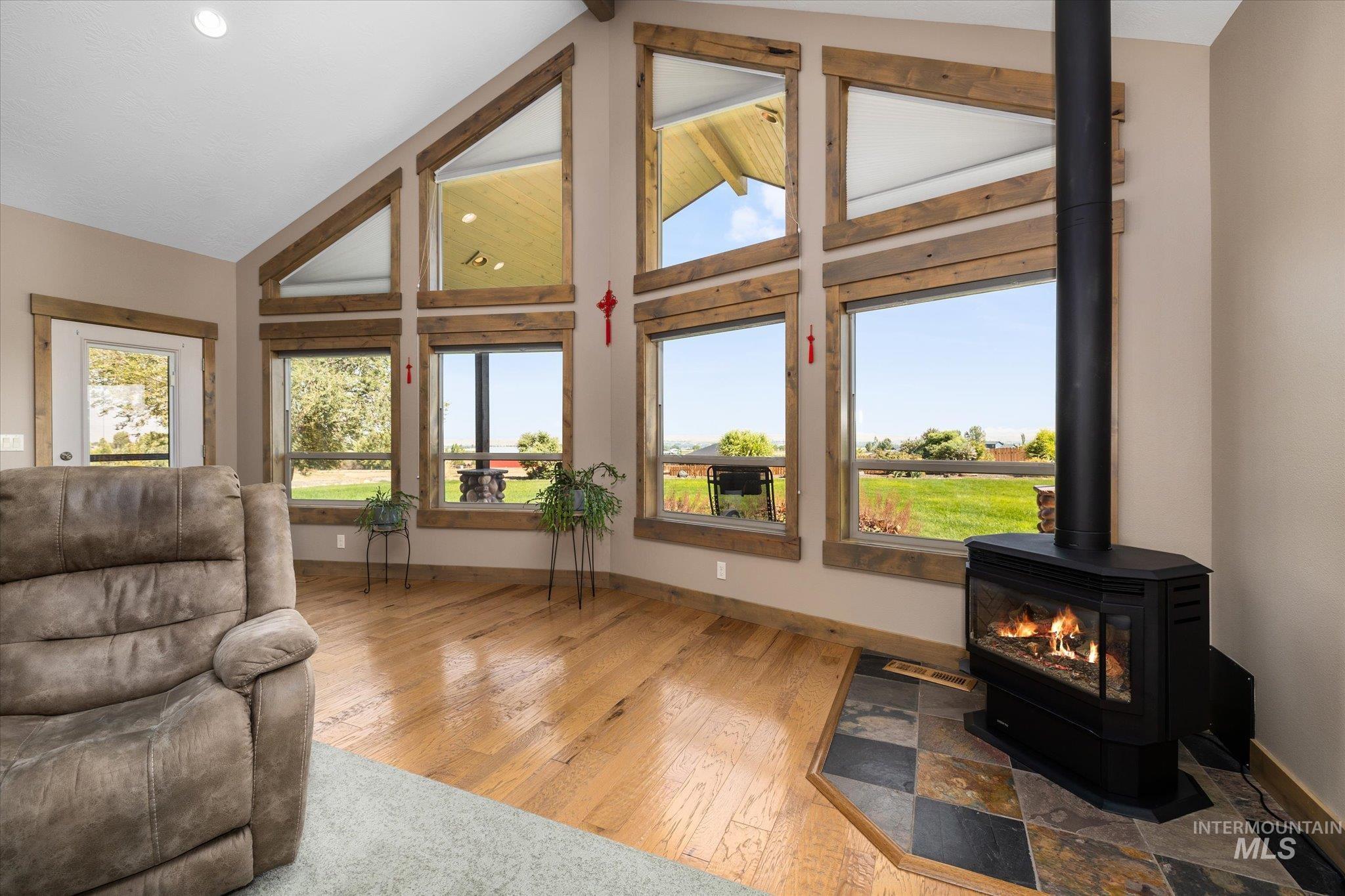 3902 Vista Ridge Ln, New Plymouth, Idaho 83655, 3 Bedrooms, 2 Bathrooms, Residential For Sale, Price $875,000,MLS 98999054
