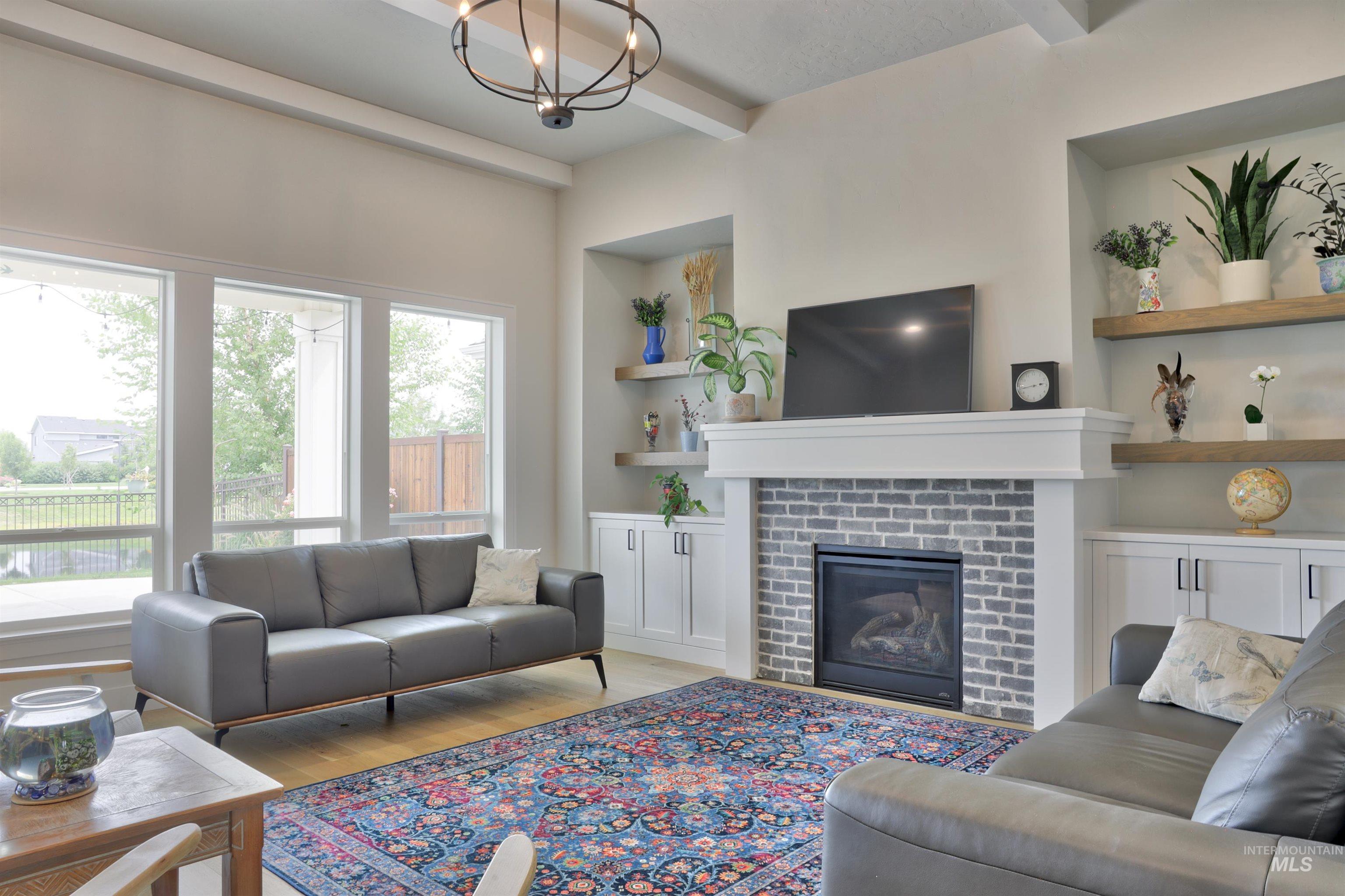314 S Hamlin Lane, Eagle, Idaho 83616, 3 Bedrooms, 3 Bathrooms, Residential For Sale, Price $975,000,MLS 98999056