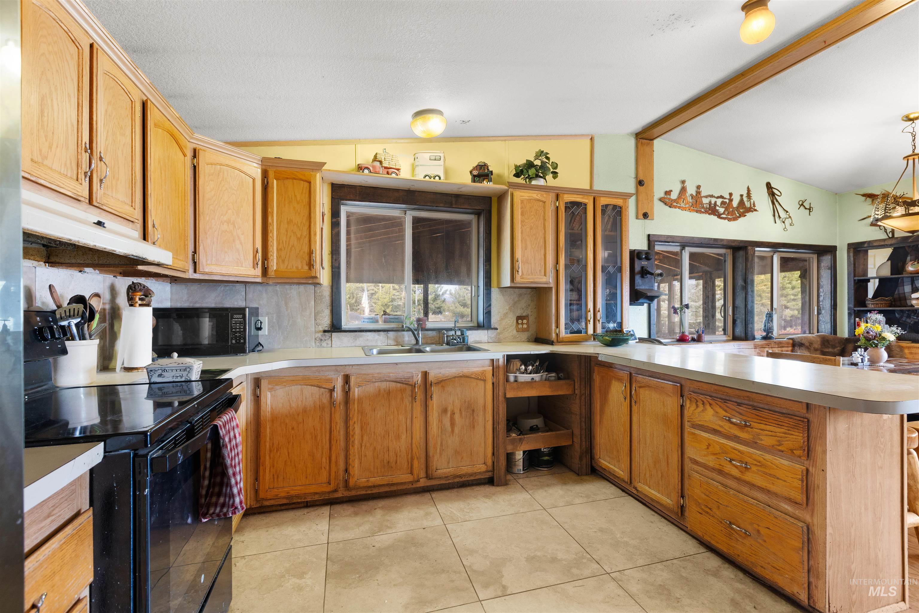 37 Pine Cone lane, Cascade, Idaho 83611, 4 Bedrooms, 3 Bathrooms, Residential For Sale, Price $549,900,MLS 98999057