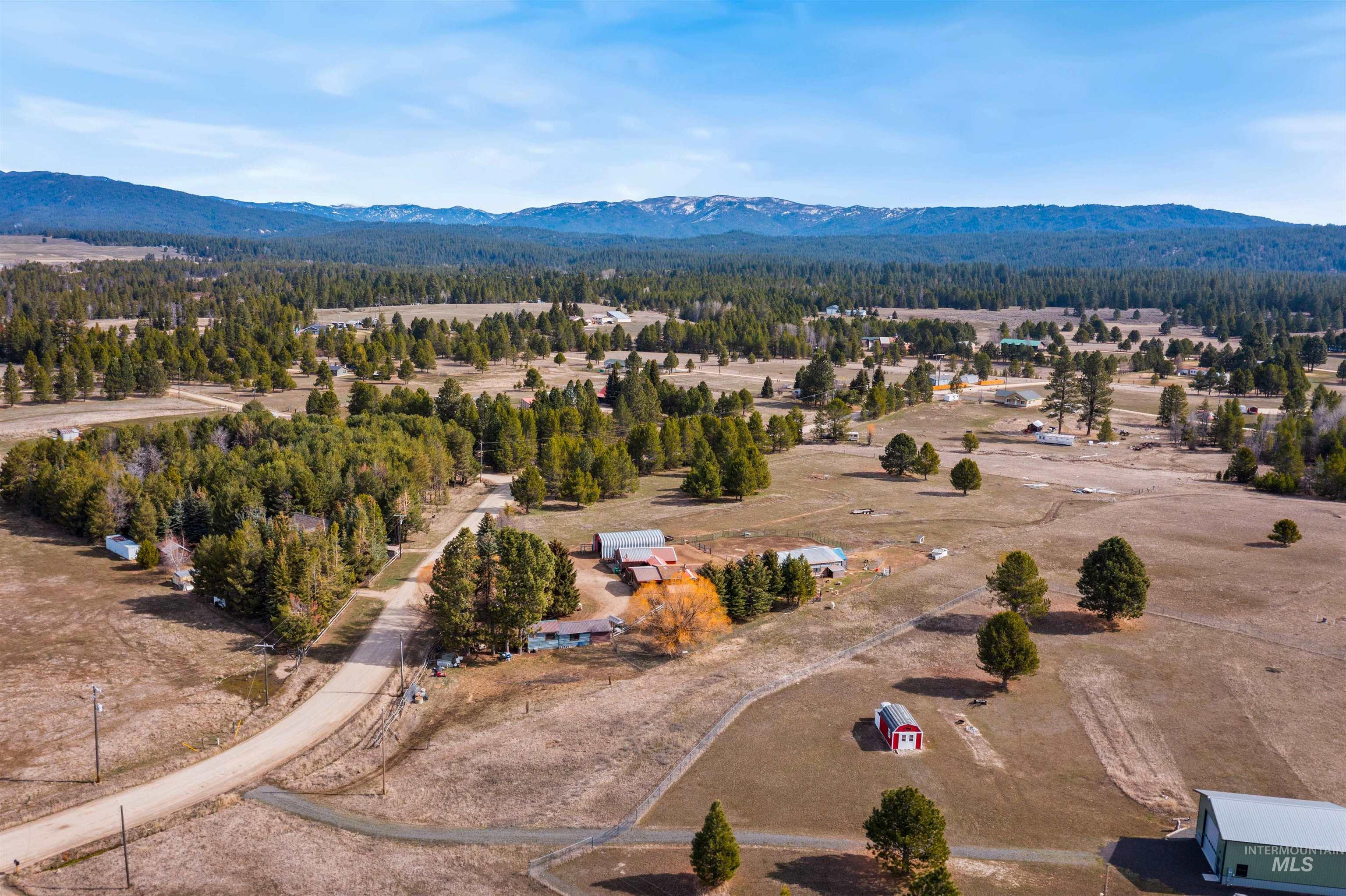 37 Pine Cone lane, Cascade, Idaho 83611, 4 Bedrooms, 3 Bathrooms, Residential For Sale, Price $549,900,MLS 98999057