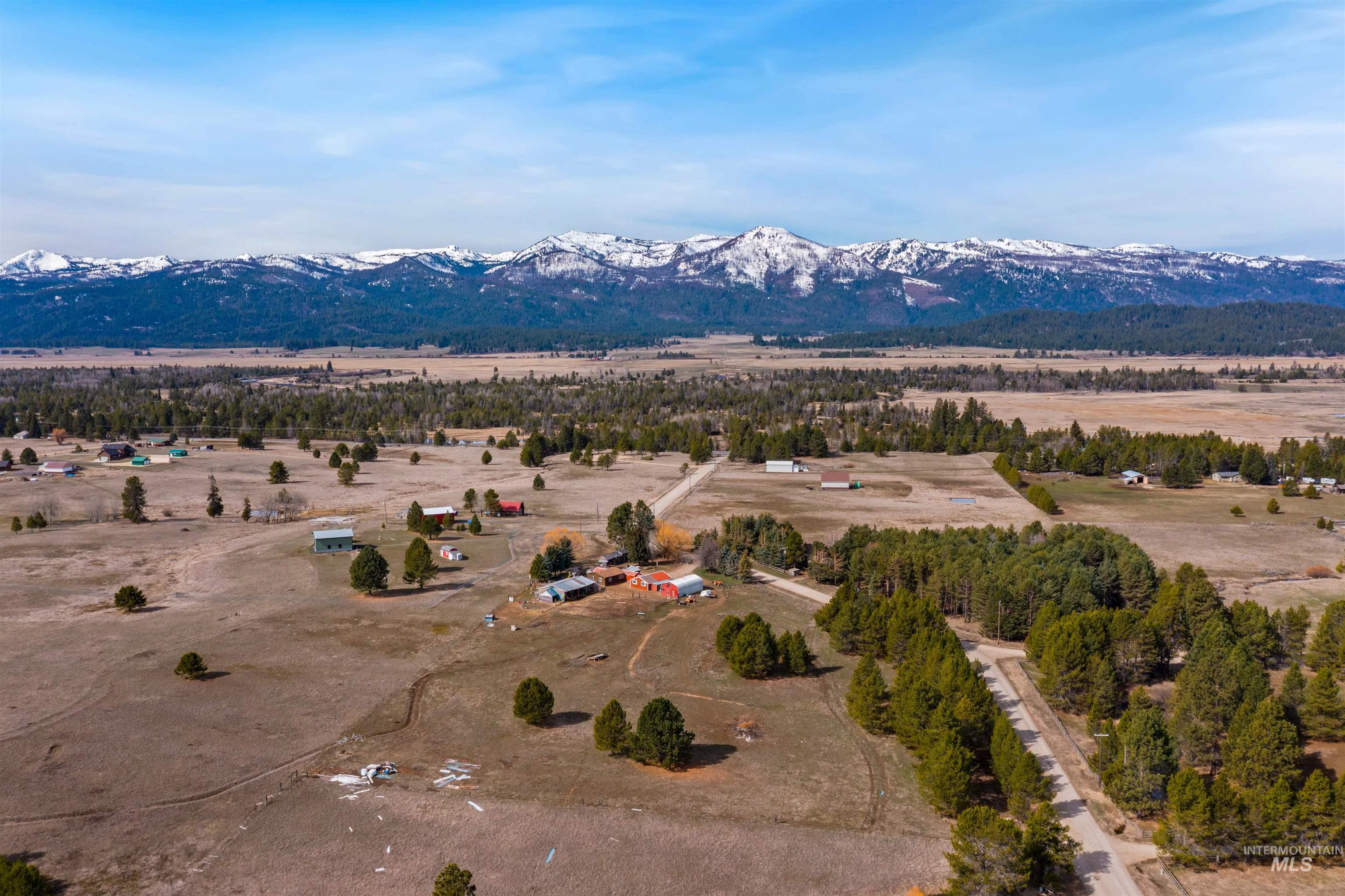 37 Pine Cone lane, Cascade, Idaho 83611, 4 Bedrooms, 3 Bathrooms, Residential For Sale, Price $549,900,MLS 98999057