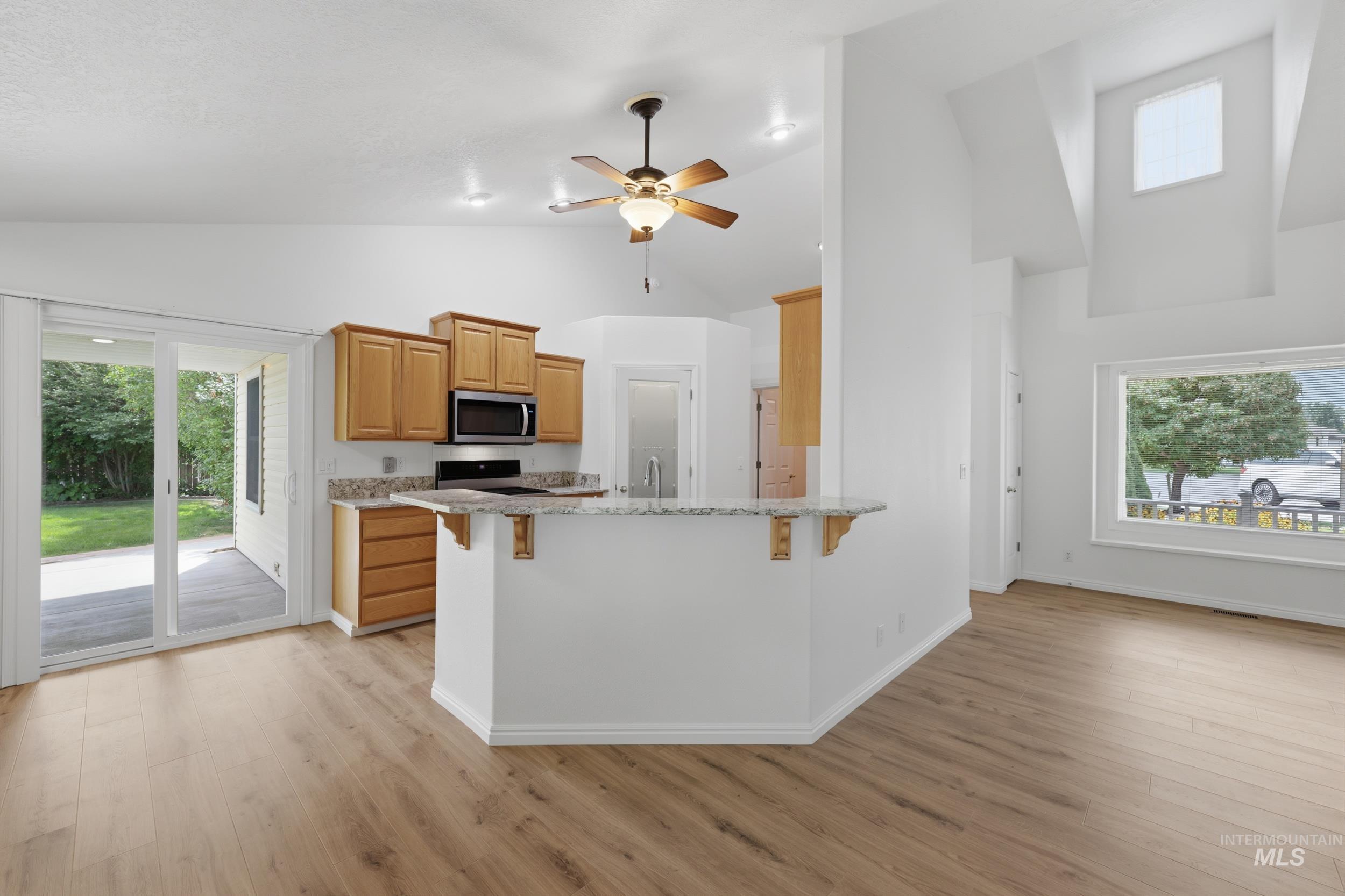 3452 W Patel Ct, Meridian, Idaho 83646, 3 Bedrooms, 2 Bathrooms, Residential For Sale, Price $564,500,MLS 98999059