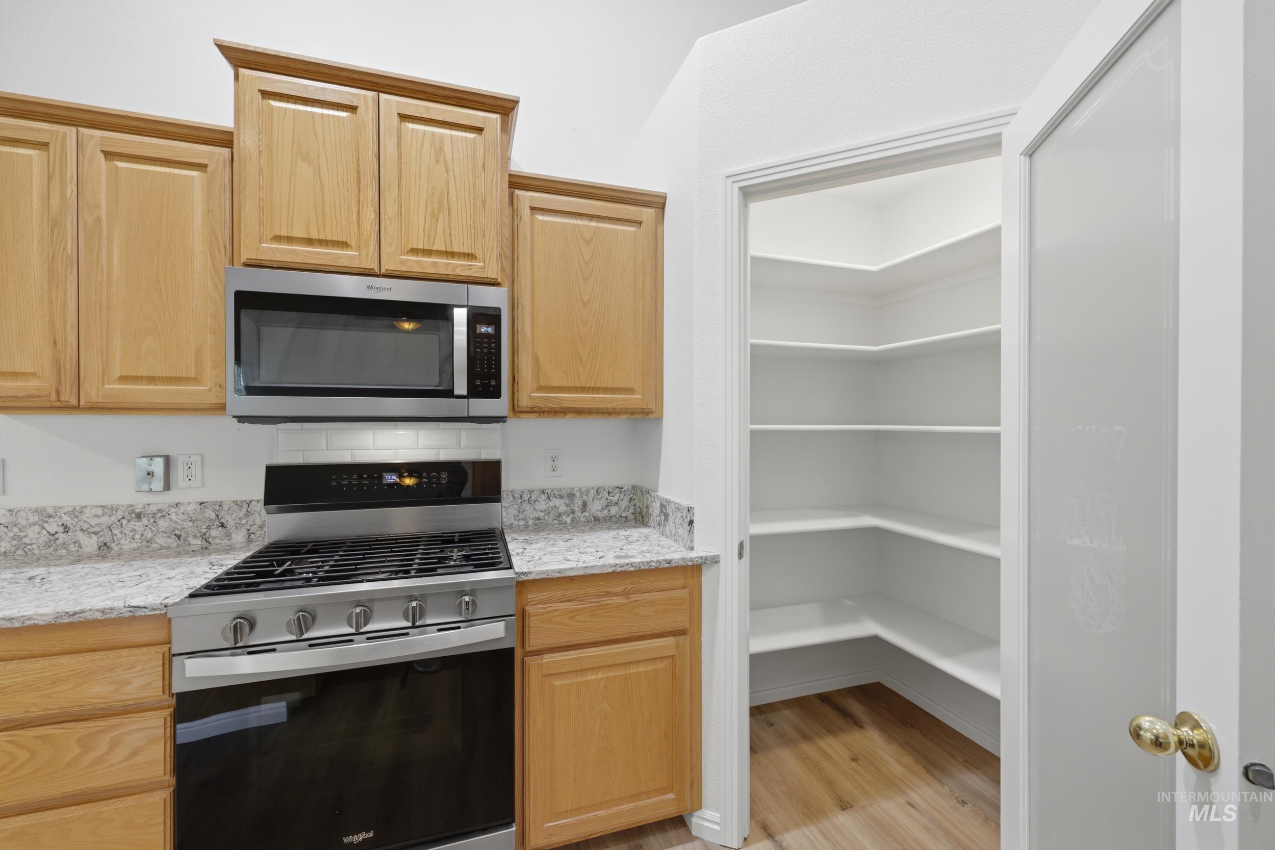 3452 W Patel Ct, Meridian, Idaho 83646, 3 Bedrooms, 2 Bathrooms, Residential For Sale, Price $564,500,MLS 98999059