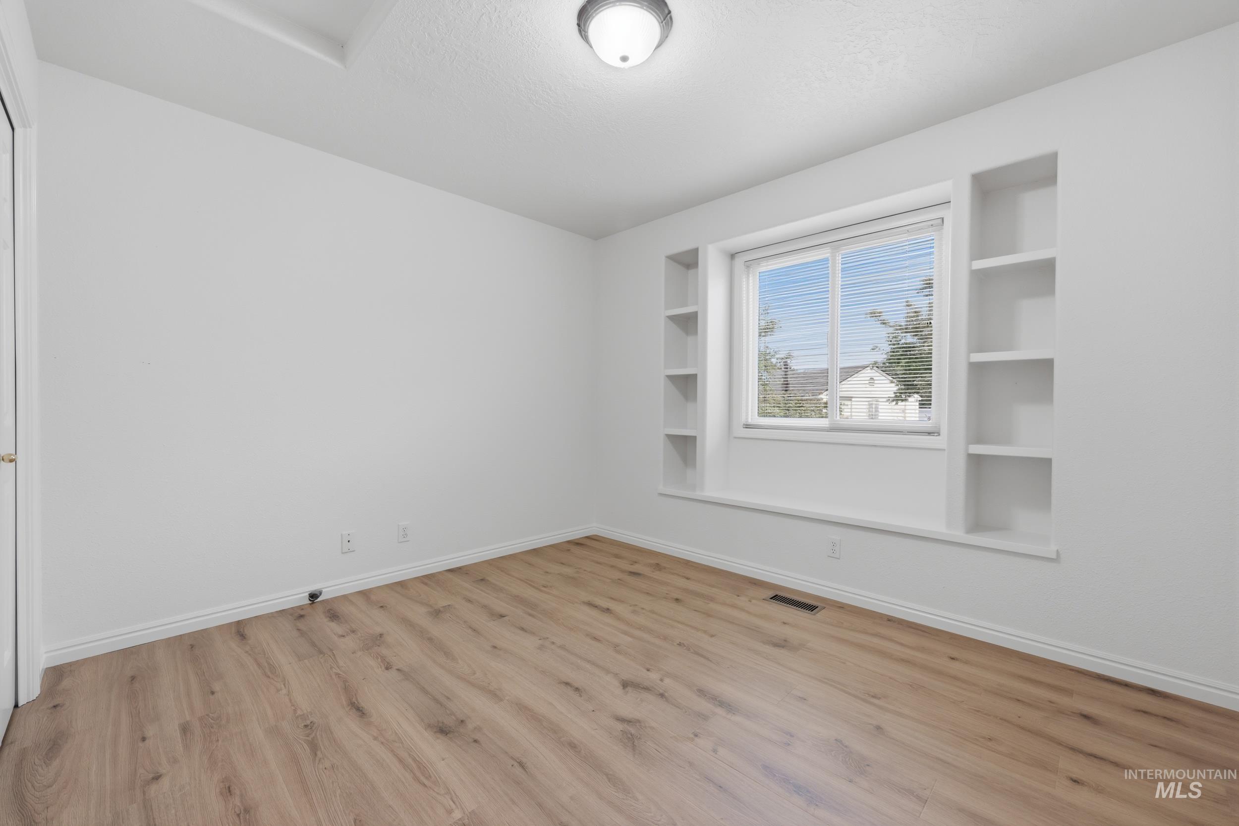 3452 W Patel Ct, Meridian, Idaho 83646, 3 Bedrooms, 2 Bathrooms, Residential For Sale, Price $564,500,MLS 98999059