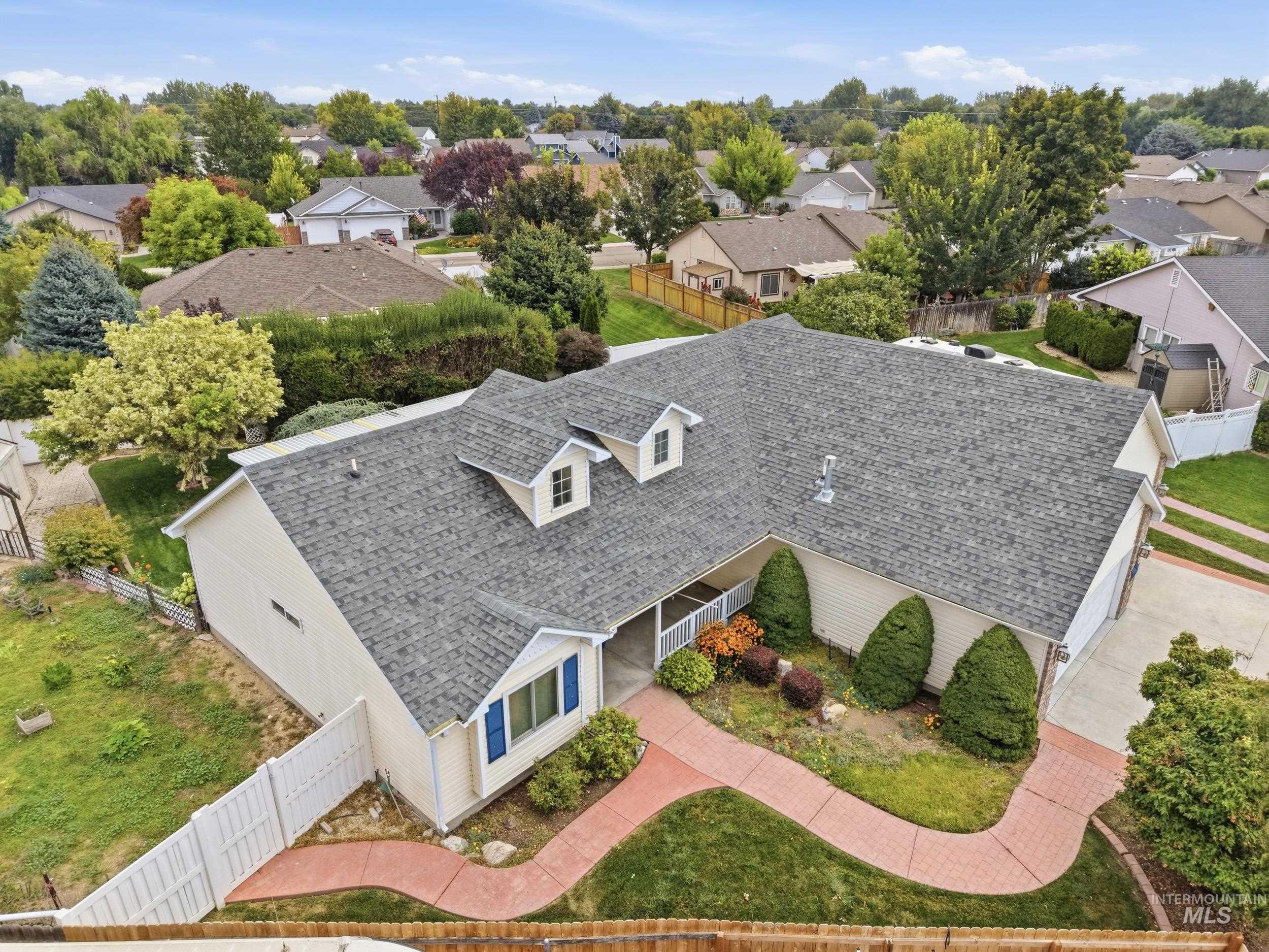 3452 W Patel Ct, Meridian, Idaho 83646, 3 Bedrooms, 2 Bathrooms, Residential For Sale, Price $564,500,MLS 98999059