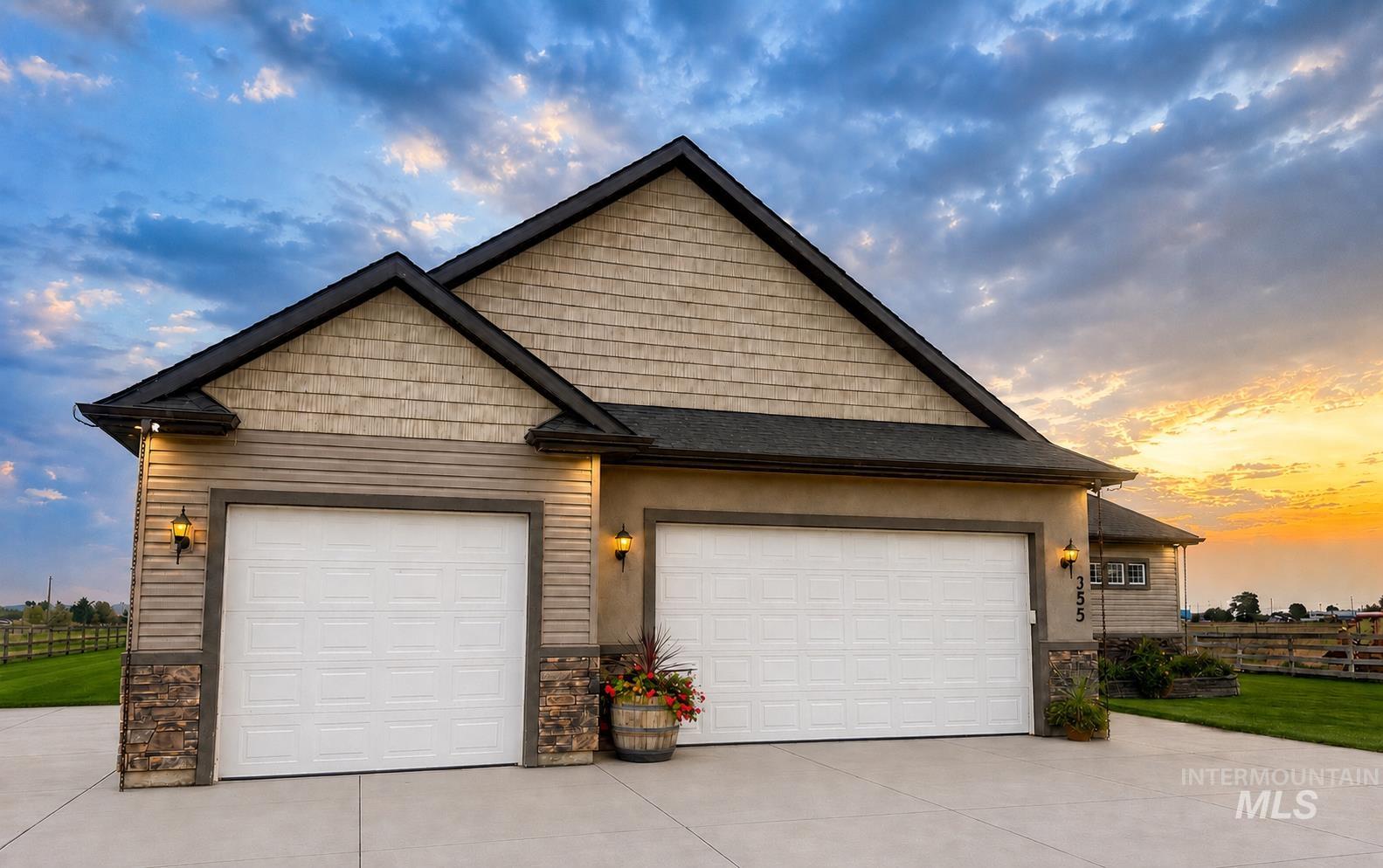 355 14th St, Heyburn, Idaho 83336, 4 Bedrooms, 2 Bathrooms, Residential For Sale, Price $650,000,MLS 98999061