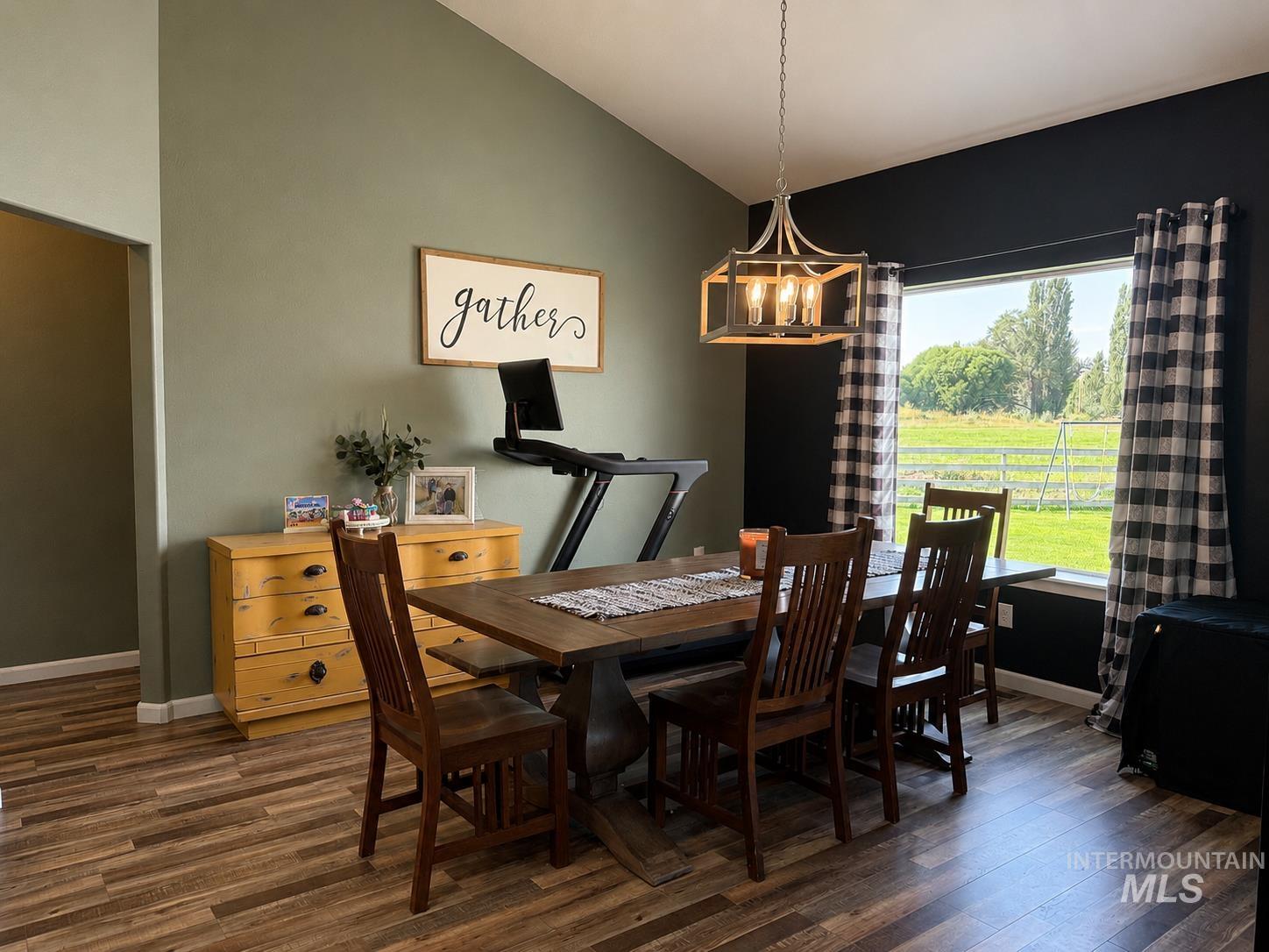 355 14th St, Heyburn, Idaho 83336, 4 Bedrooms, 2 Bathrooms, Residential For Sale, Price $650,000,MLS 98999061