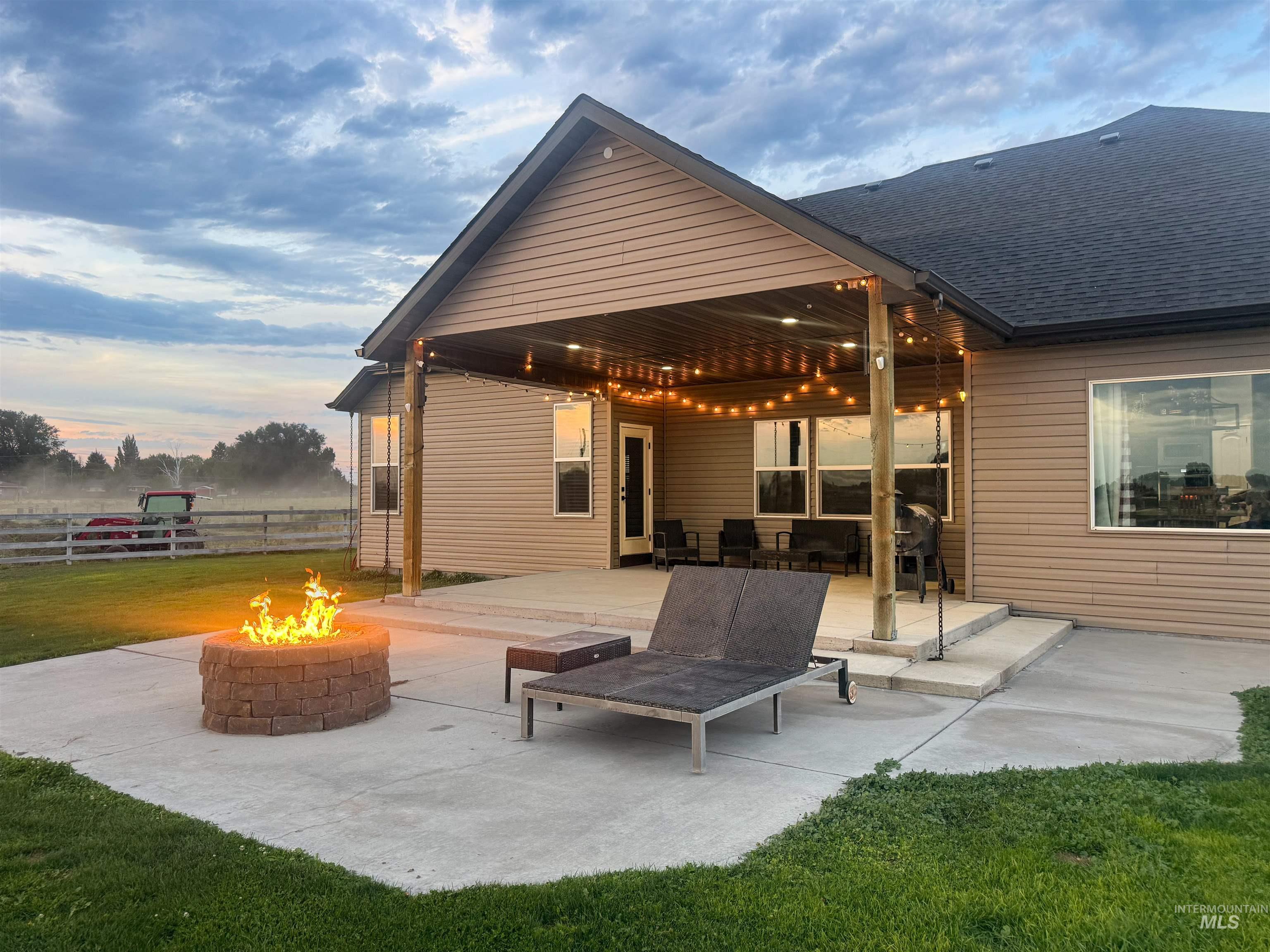355 14th St, Heyburn, Idaho 83336, 4 Bedrooms, 2 Bathrooms, Residential For Sale, Price $650,000,MLS 98999061