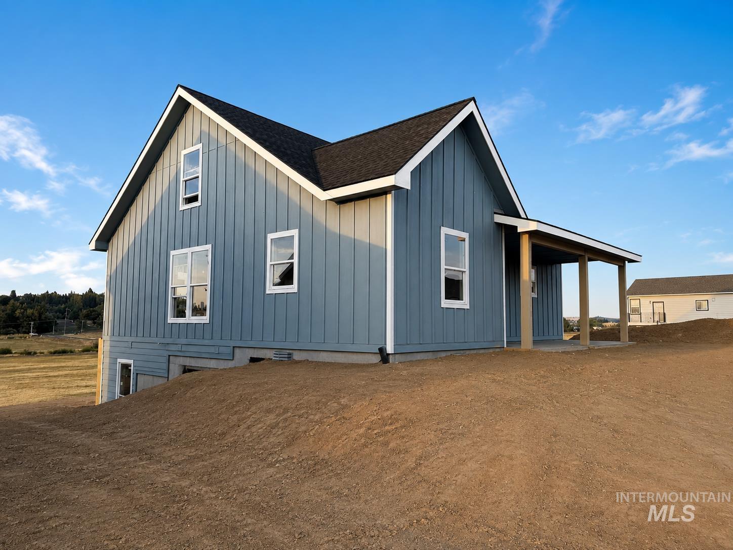 1082 Edington Ave, Moscow, Idaho 83843, 4 Bedrooms, 4 Bathrooms, Residential For Sale, Price $585,000, 98999062