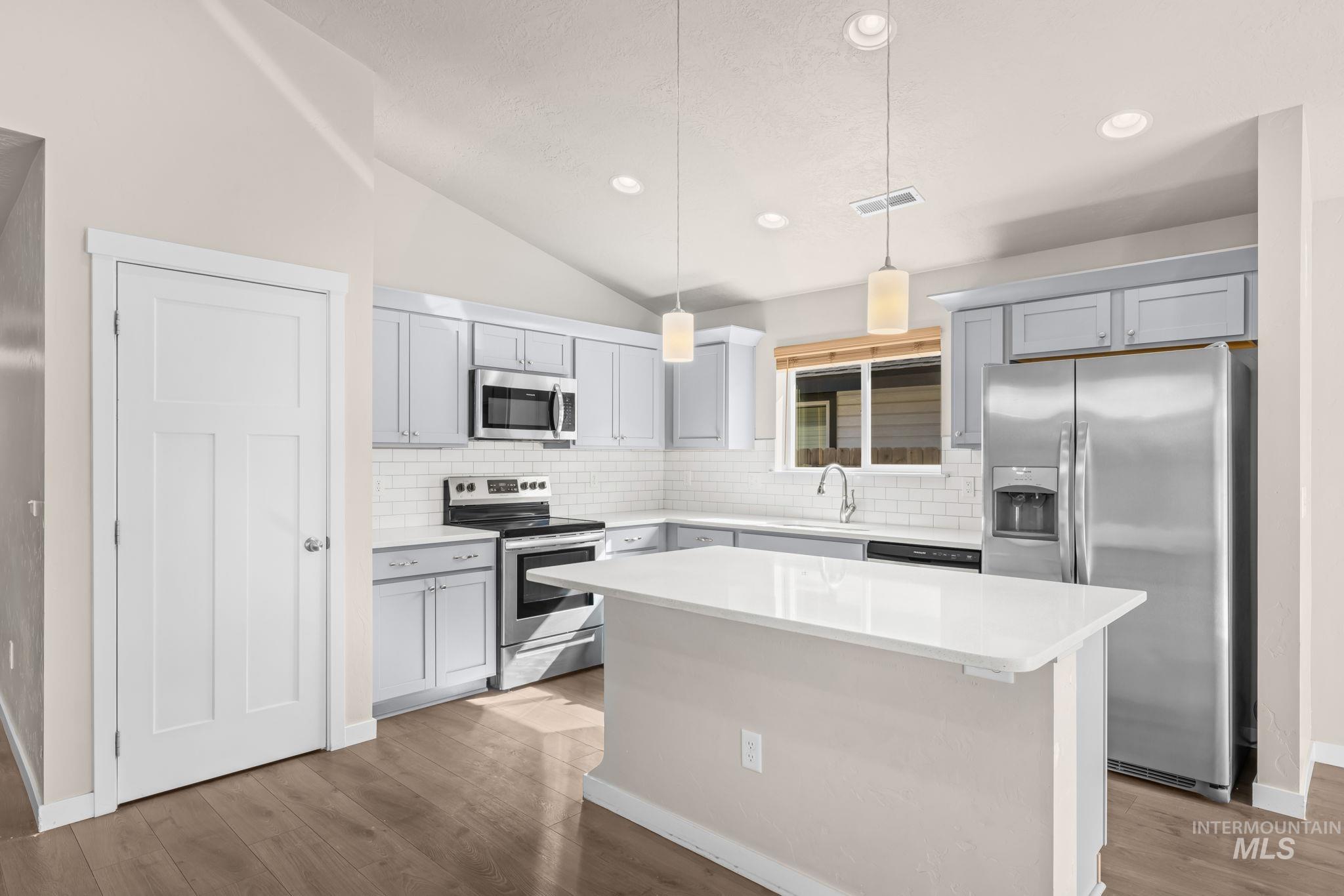 1723 W Lava Ave, Nampa, Idaho 83651, 3 Bedrooms, 2 Bathrooms, Residential For Sale, Price $409,990,MLS 98999064