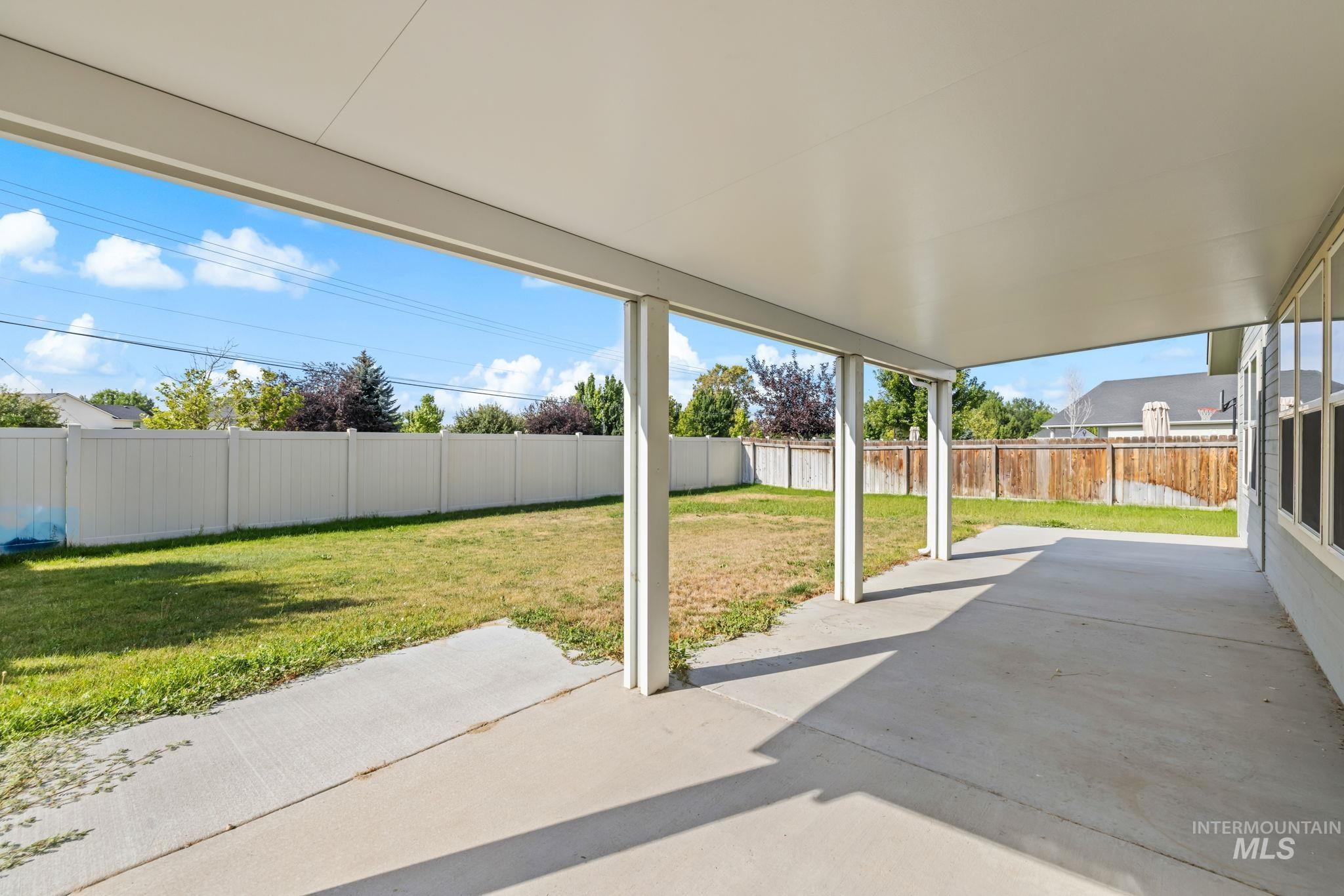 1723 W Lava Ave, Nampa, Idaho 83651, 3 Bedrooms, 2 Bathrooms, Residential For Sale, Price $409,990,MLS 98999064