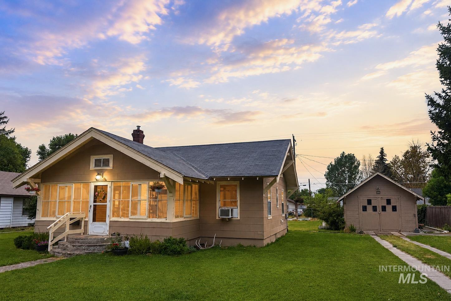 1015 E Street, Rupert, Idaho 83350, 3 Bedrooms, 1 Bathroom, Residential For Sale, Price $245,000,MLS 98999067