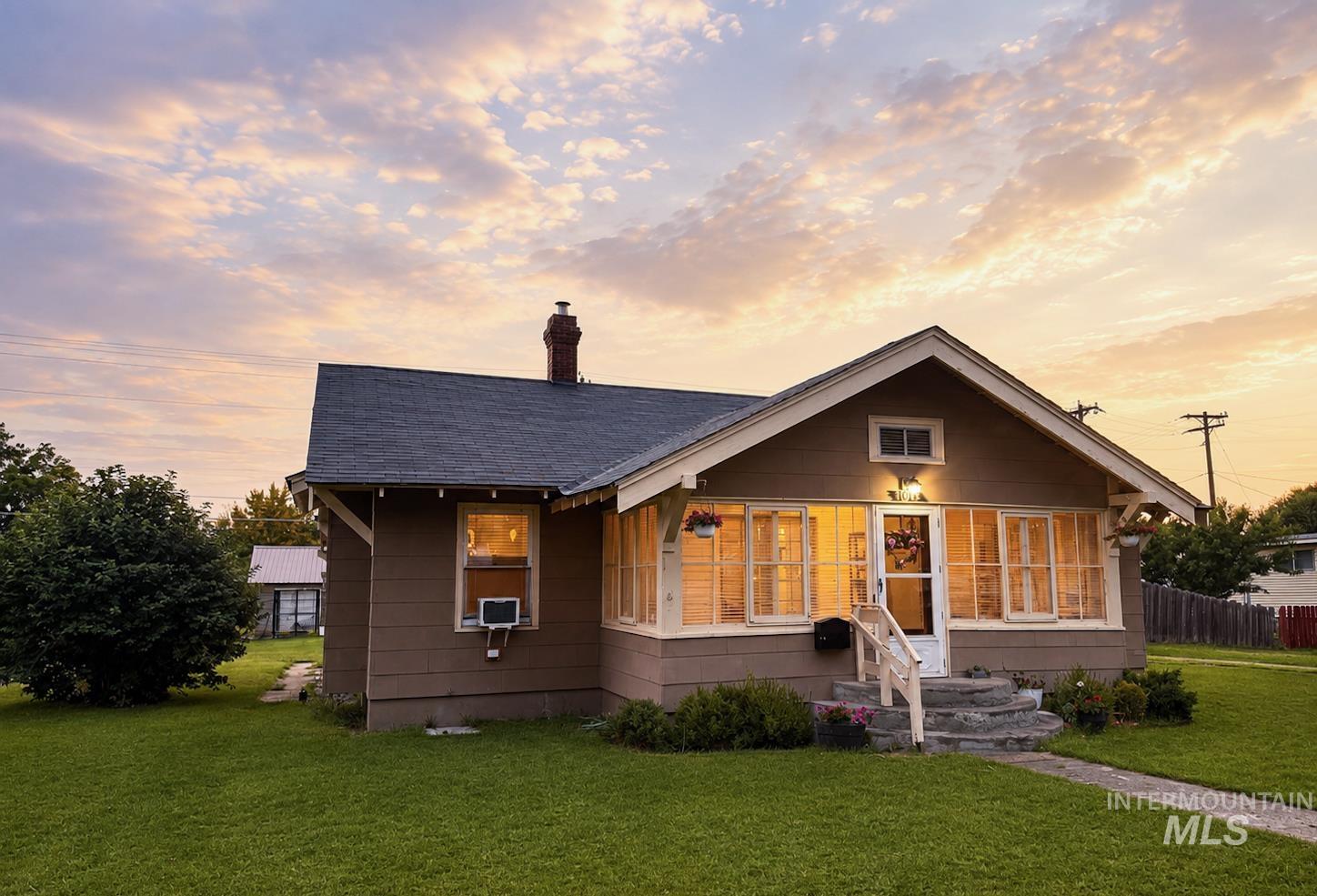 1015 E Street, Rupert, Idaho 83350, 3 Bedrooms, 1 Bathroom, Residential For Sale, Price $245,000,MLS 98999067