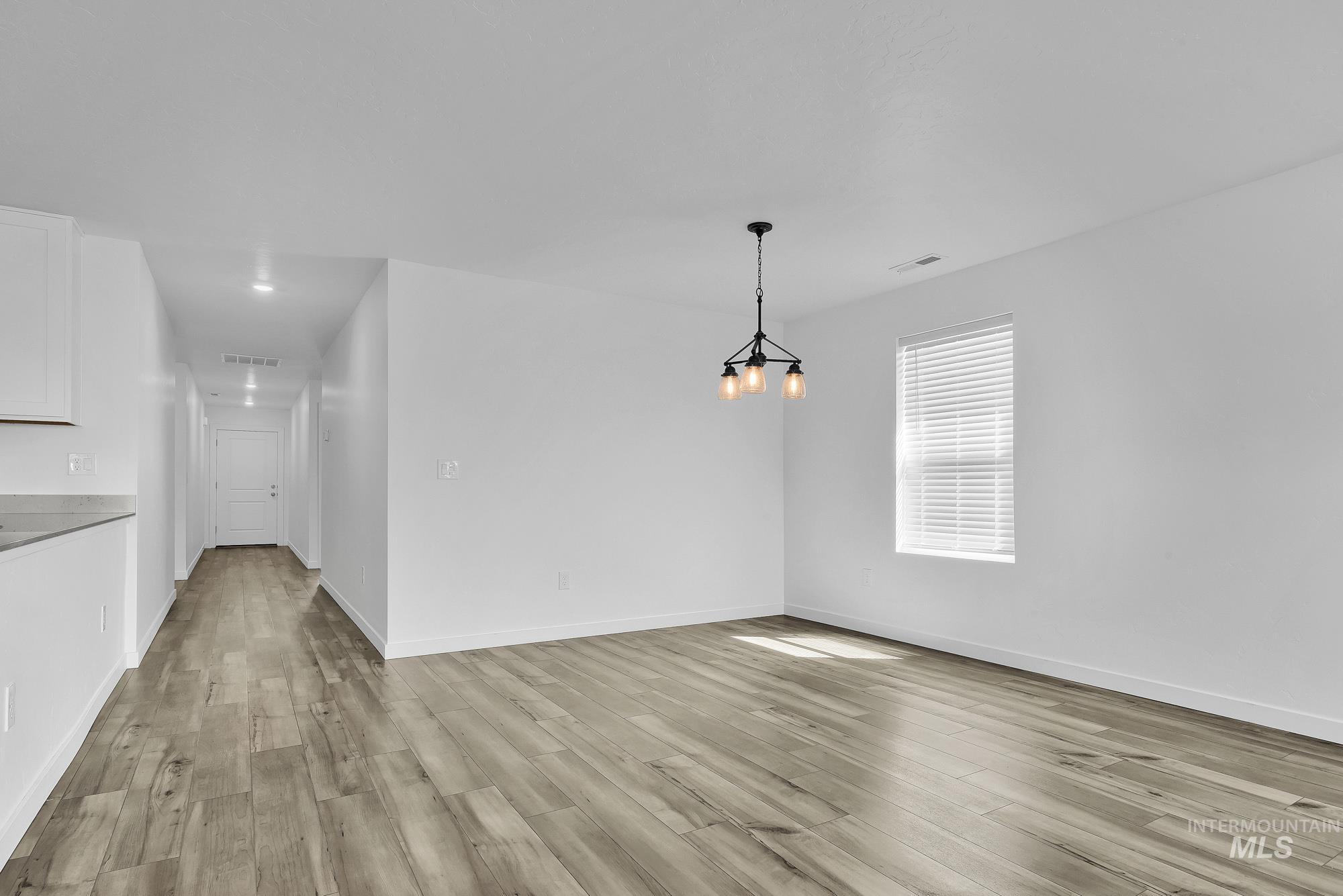 18473 N Feather Top Pl, Nampa, Idaho 83687, 4 Bedrooms, 2 Bathrooms, Residential For Sale, Price $419,900, 98999070