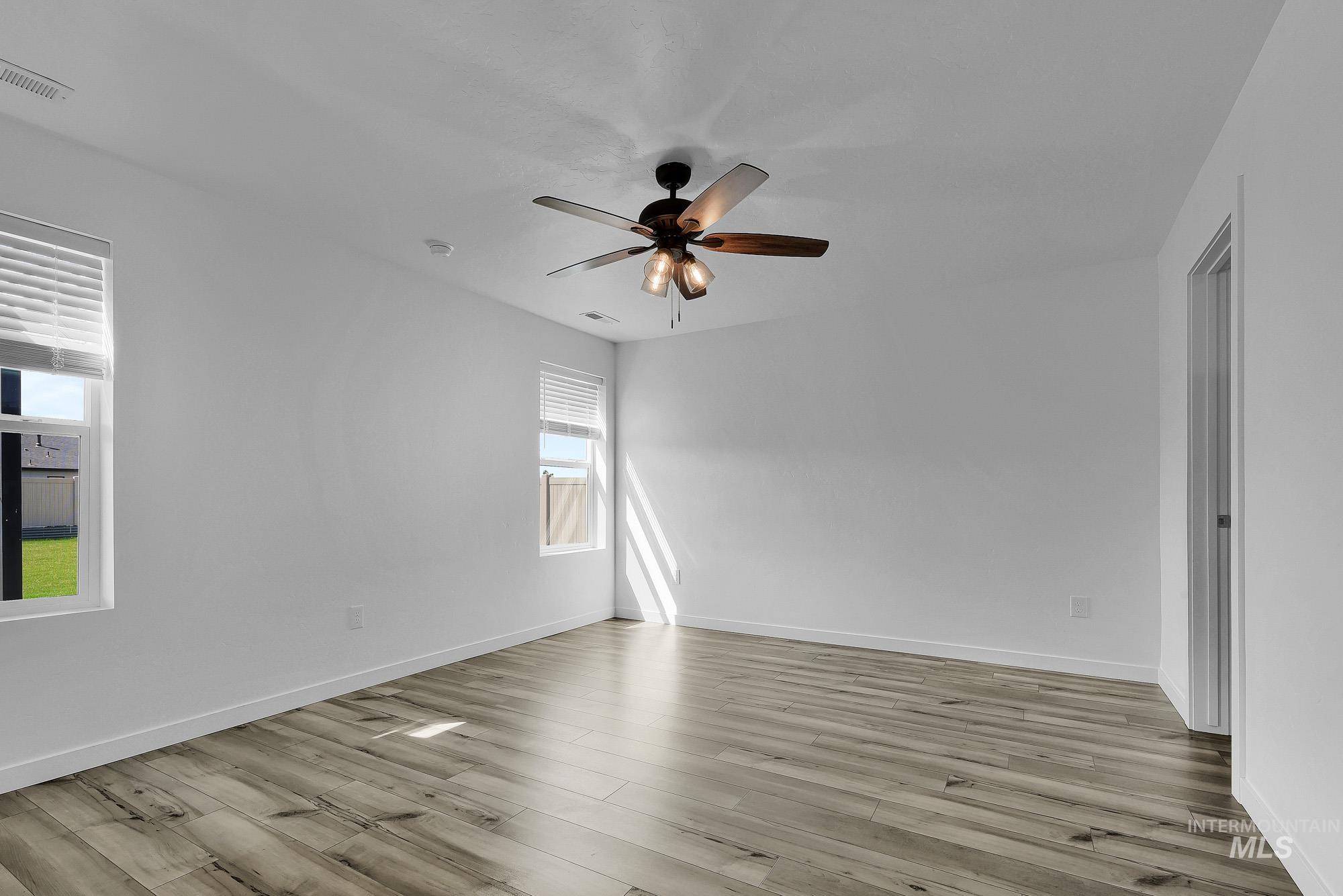18473 N Feather Top Pl, Nampa, Idaho 83687, 4 Bedrooms, 2 Bathrooms, Residential For Sale, Price $419,900, 98999070