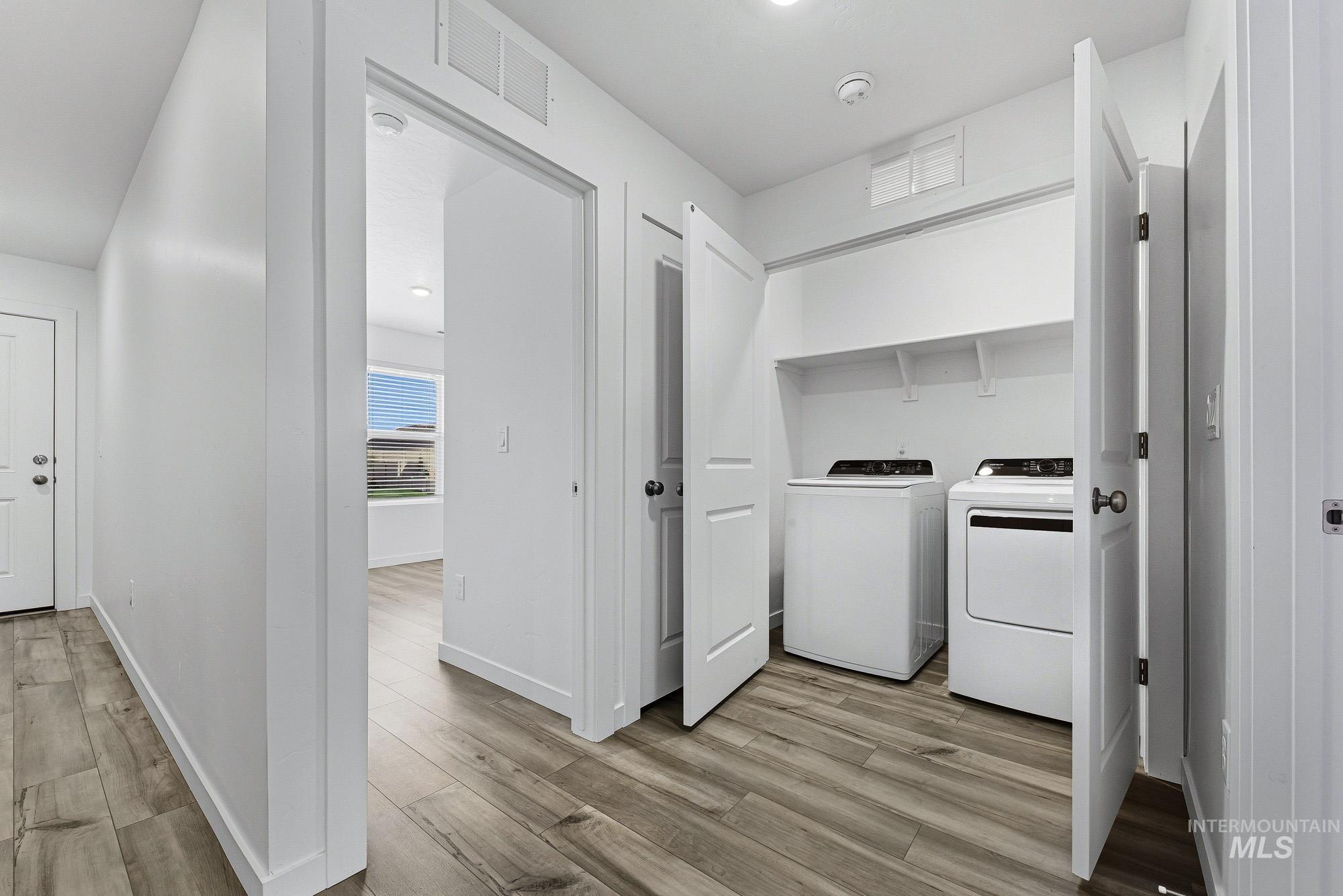18473 N Feather Top Pl, Nampa, Idaho 83687, 4 Bedrooms, 2 Bathrooms, Residential For Sale, Price $419,900, 98999070