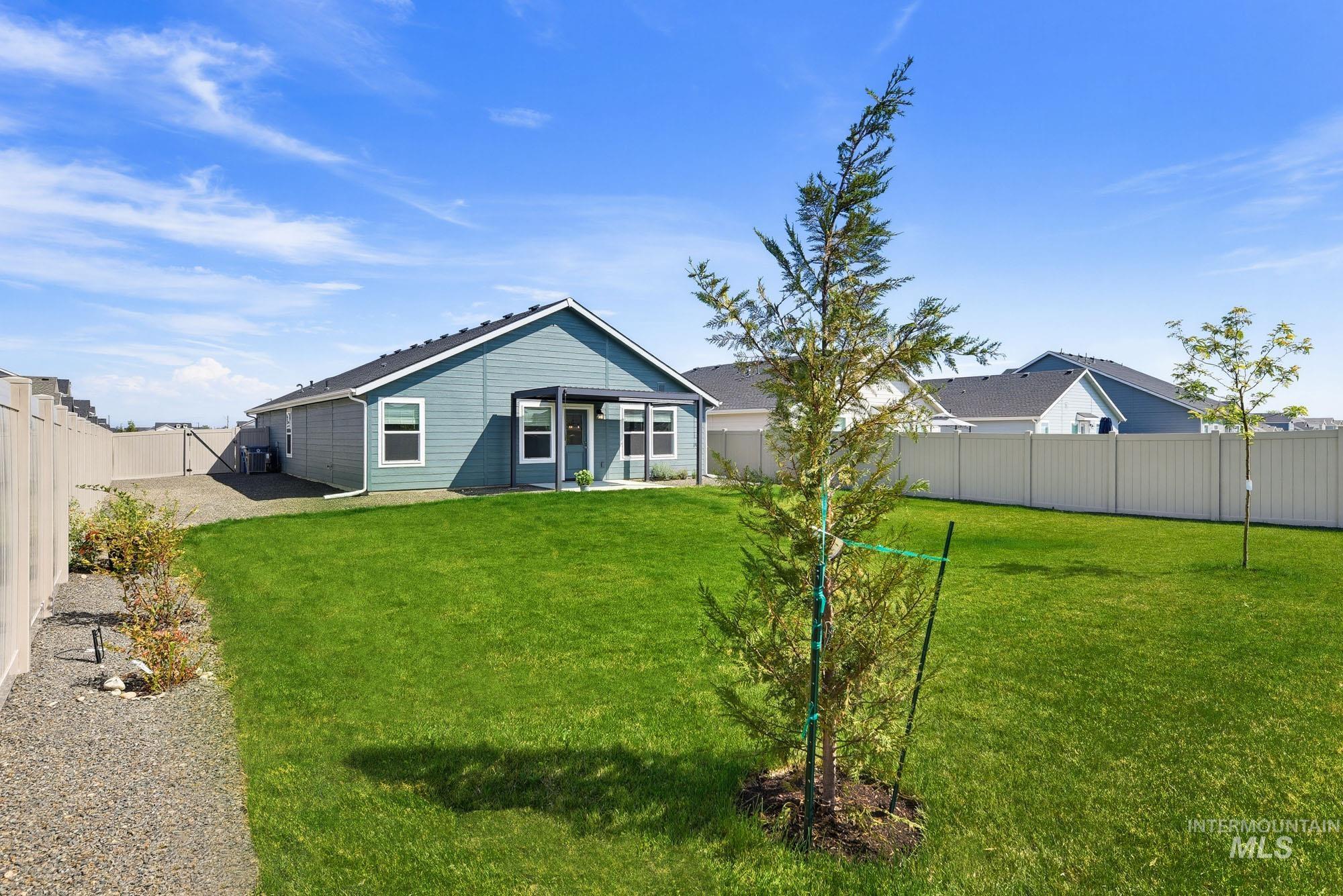 18473 N Feather Top Pl, Nampa, Idaho 83687, 4 Bedrooms, 2 Bathrooms, Residential For Sale, Price $419,900, 98999070