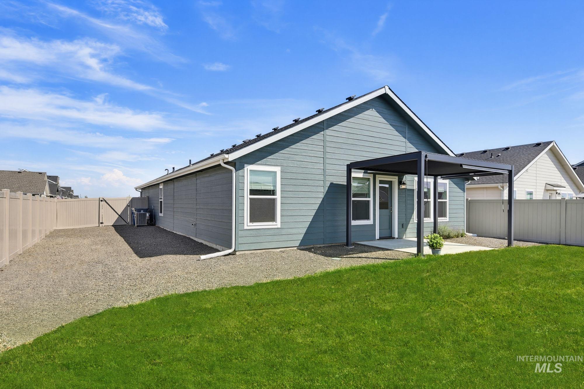 18473 N Feather Top Pl, Nampa, Idaho 83687, 4 Bedrooms, 2 Bathrooms, Residential For Sale, Price $419,900, 98999070