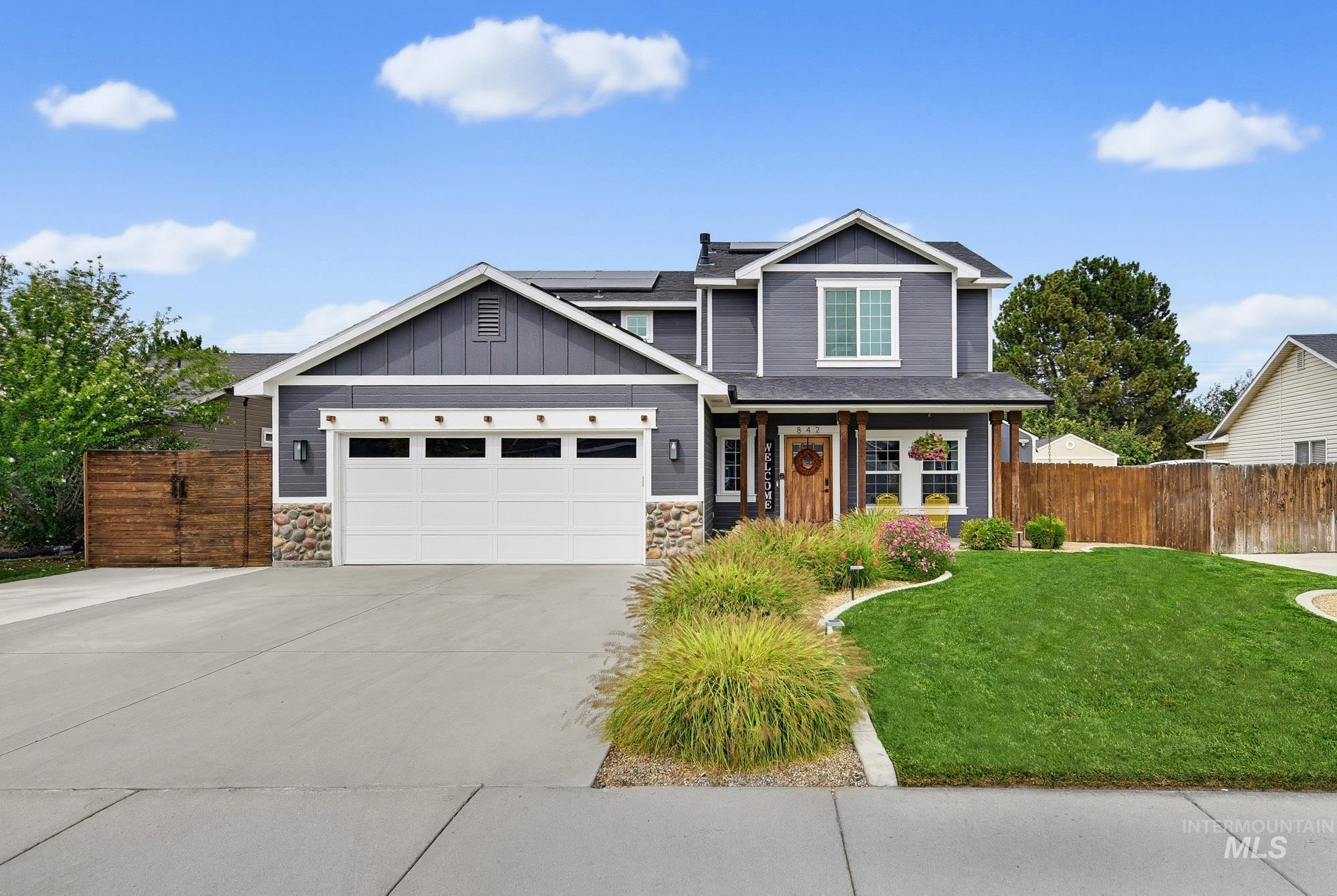 842 W Hackamore Ave, Nampa, Idaho 83686, 3 Bedrooms, 2.5 Bathrooms, Residential For Sale, Price $499,990, 98999072