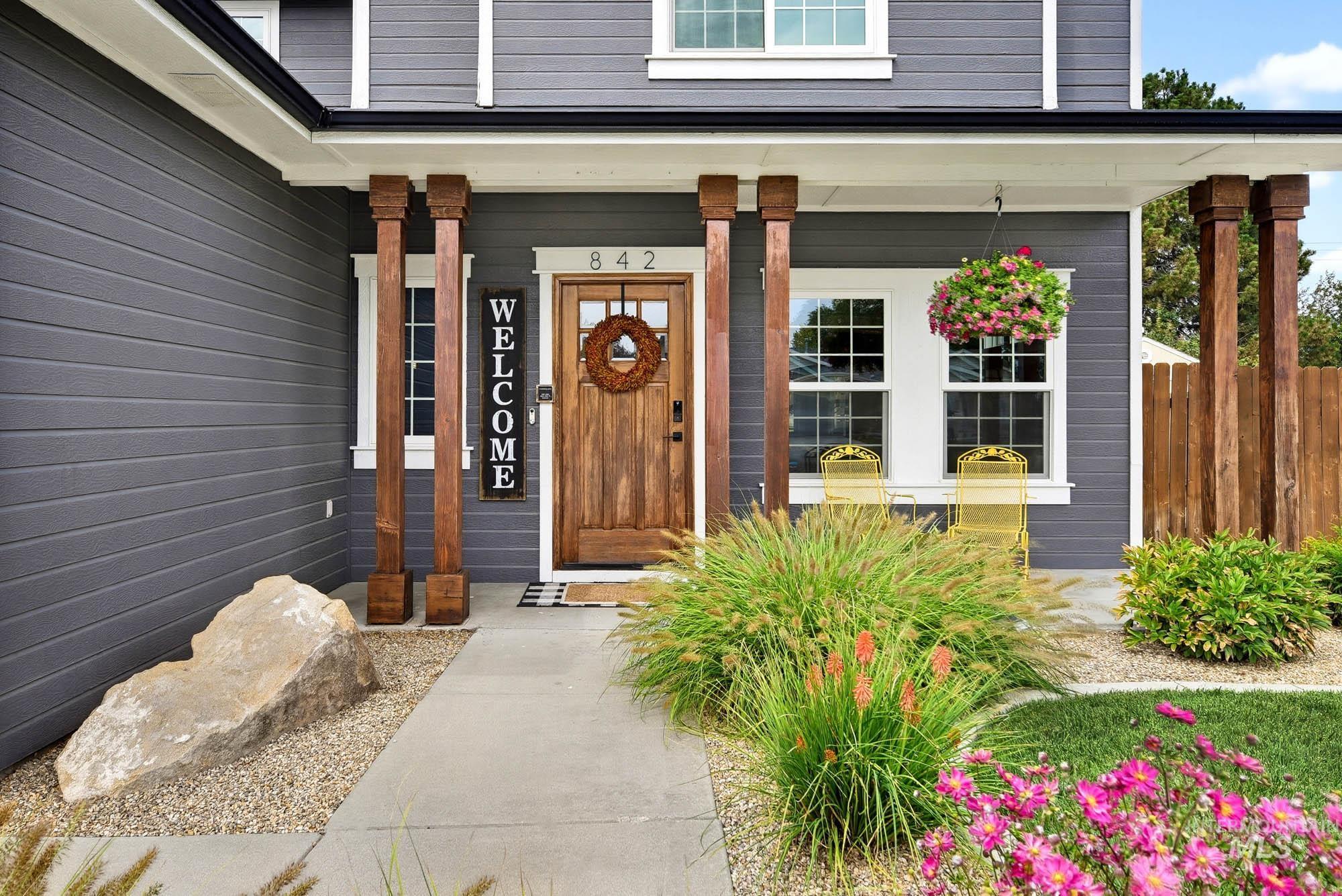 842 W Hackamore Ave, Nampa, Idaho 83686, 3 Bedrooms, 2.5 Bathrooms, Residential For Sale, Price $499,990, 98999072