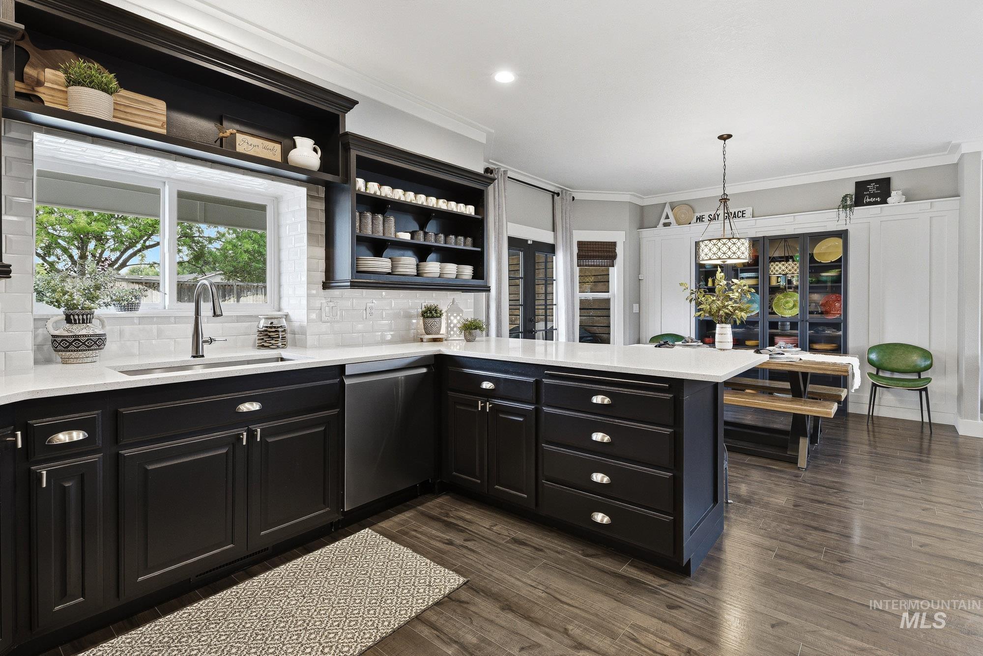 842 W Hackamore Ave, Nampa, Idaho 83686, 3 Bedrooms, 2.5 Bathrooms, Residential For Sale, Price $499,990, 98999072