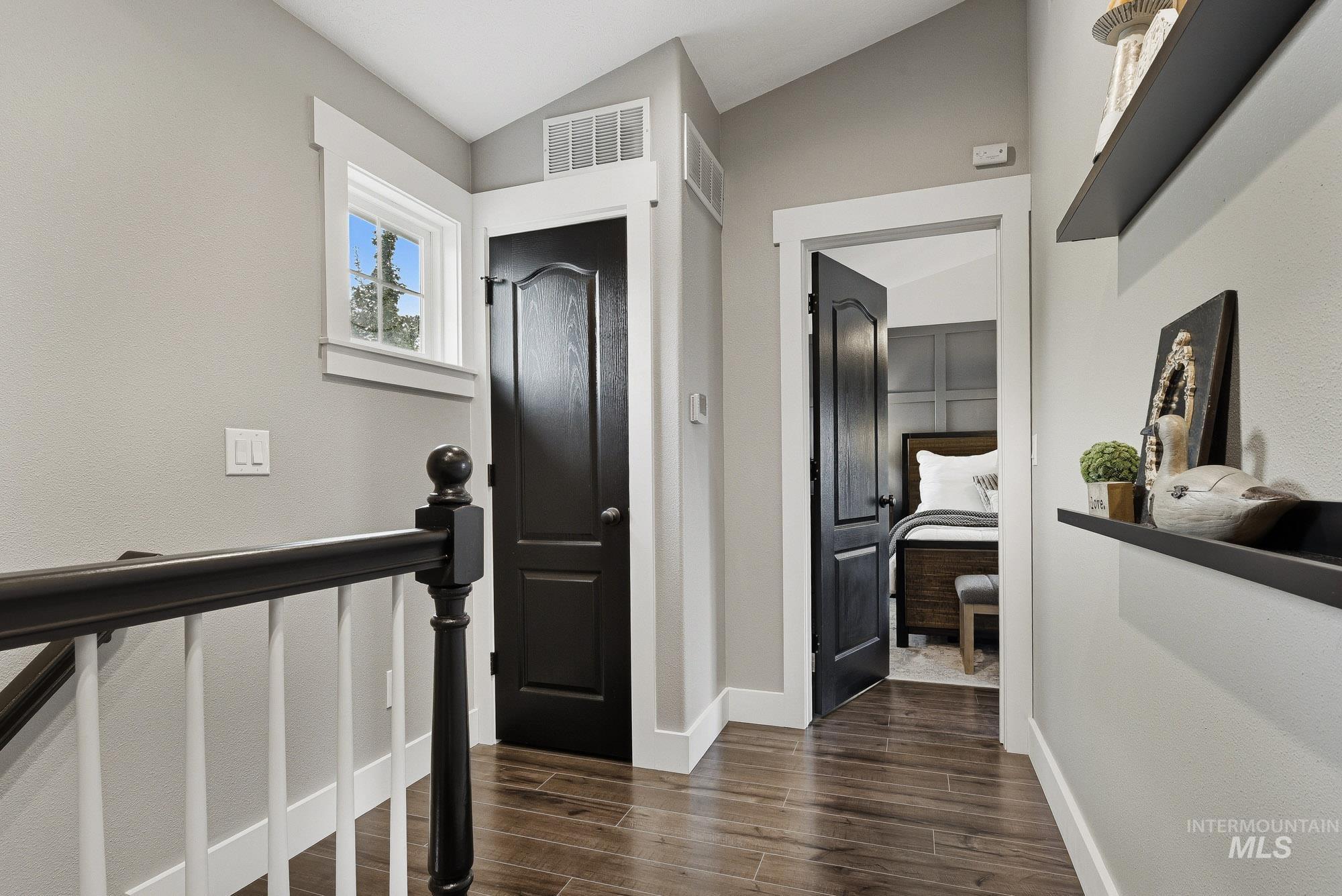 842 W Hackamore Ave, Nampa, Idaho 83686, 3 Bedrooms, 2.5 Bathrooms, Residential For Sale, Price $499,990, 98999072