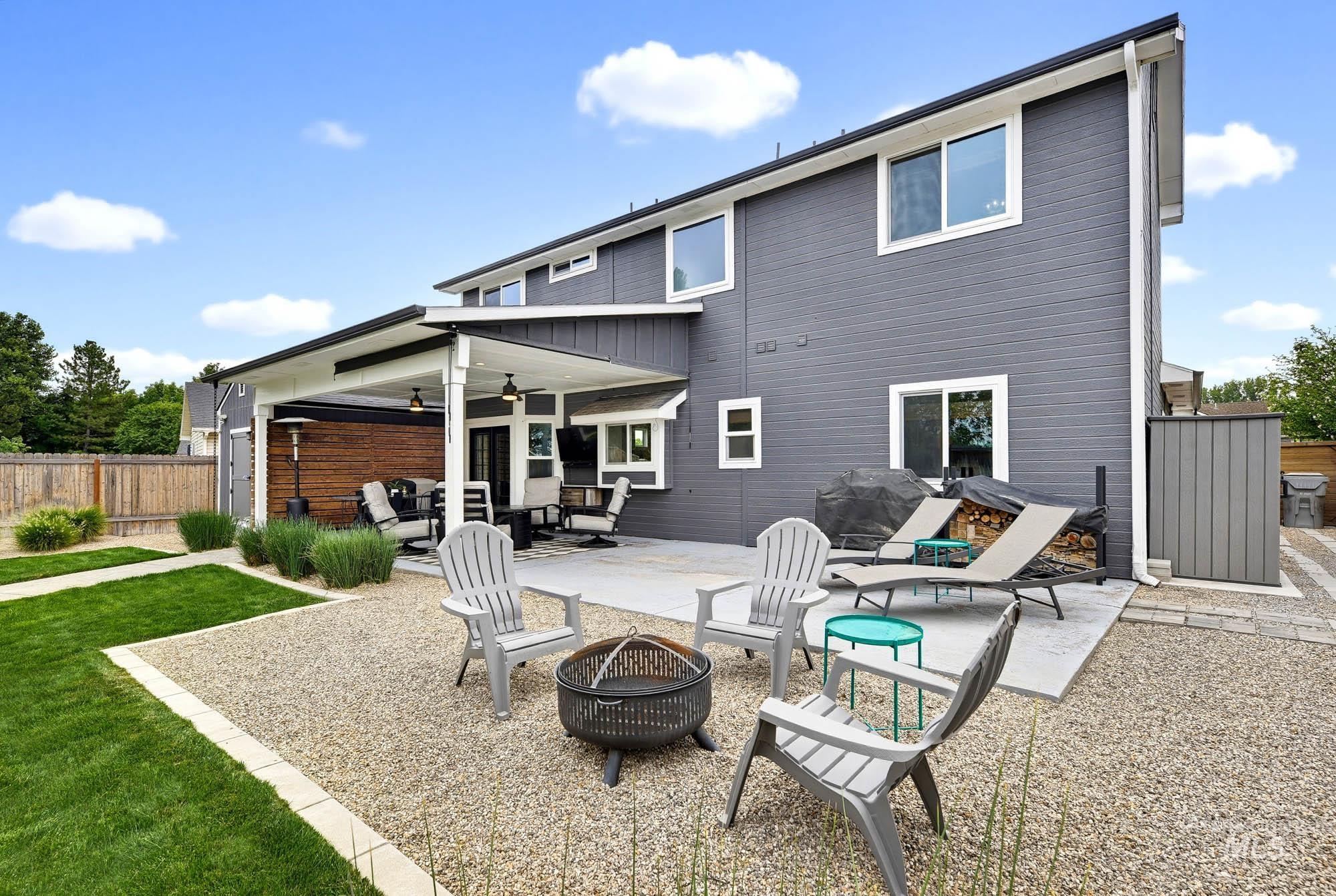 842 W Hackamore Ave, Nampa, Idaho 83686, 3 Bedrooms, 2.5 Bathrooms, Residential For Sale, Price $499,990, 98999072