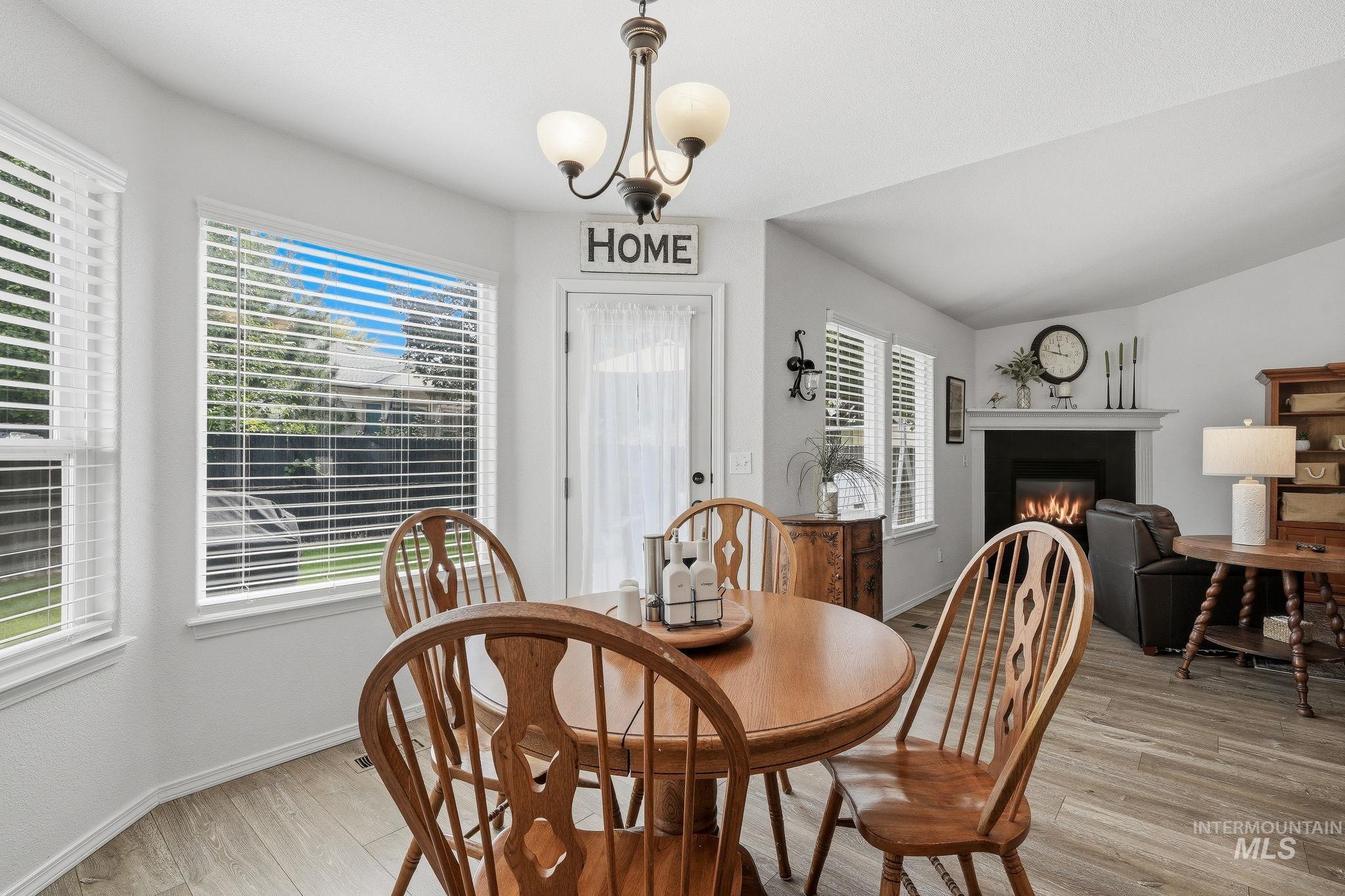 3038 N Thames Ave., Meridian, Idaho 83646, 3 Bedrooms, 2 Bathrooms, Residential For Sale, Price $489,000, 98999073