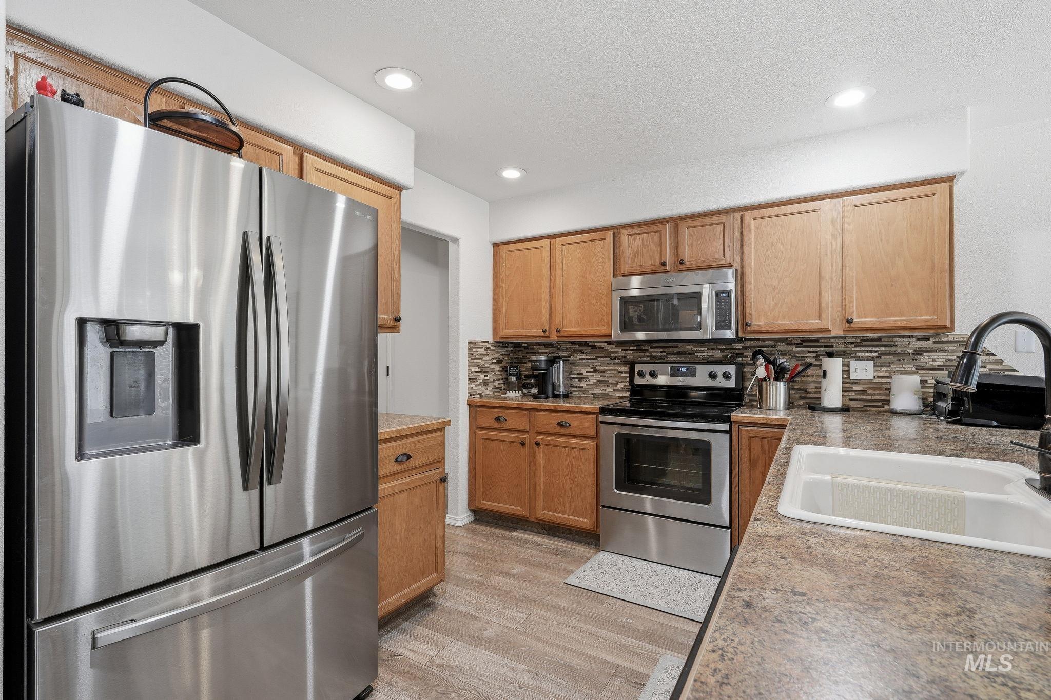 3038 N Thames Ave., Meridian, Idaho 83646, 3 Bedrooms, 2 Bathrooms, Residential For Sale, Price $489,000, 98999073