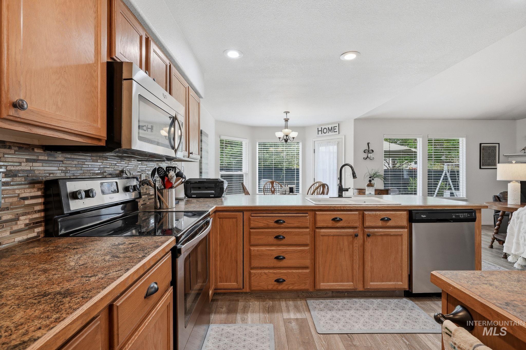 3038 N Thames Ave., Meridian, Idaho 83646, 3 Bedrooms, 2 Bathrooms, Residential For Sale, Price $489,000, 98999073