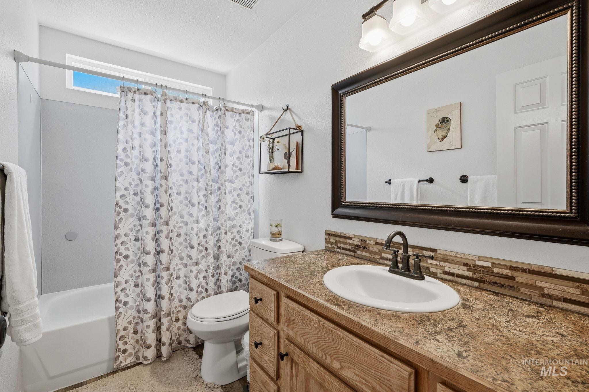 3038 N Thames Ave., Meridian, Idaho 83646, 3 Bedrooms, 2 Bathrooms, Residential For Sale, Price $489,000, 98999073