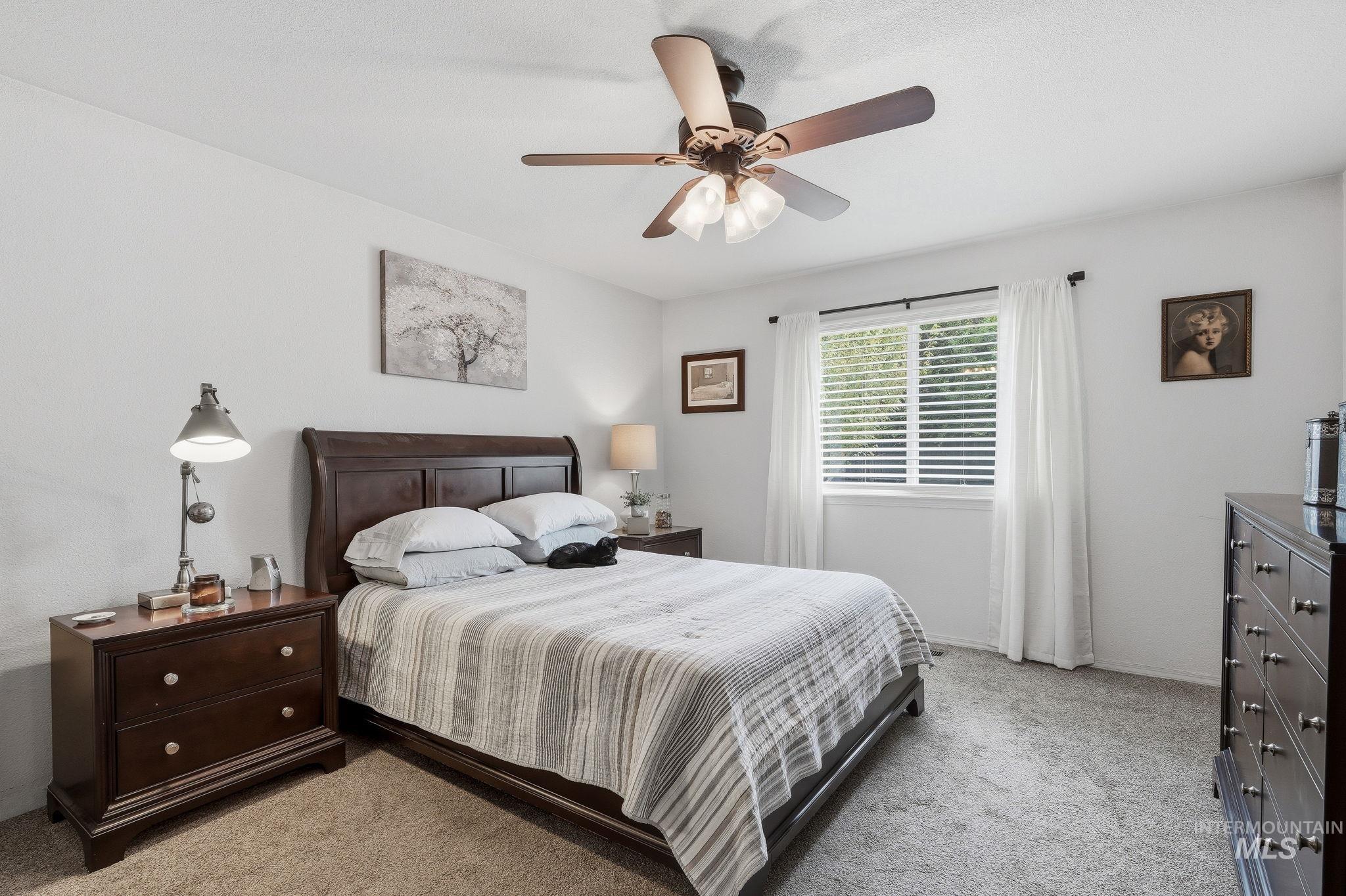 3038 N Thames Ave., Meridian, Idaho 83646, 3 Bedrooms, 2 Bathrooms, Residential For Sale, Price $489,000, 98999073
