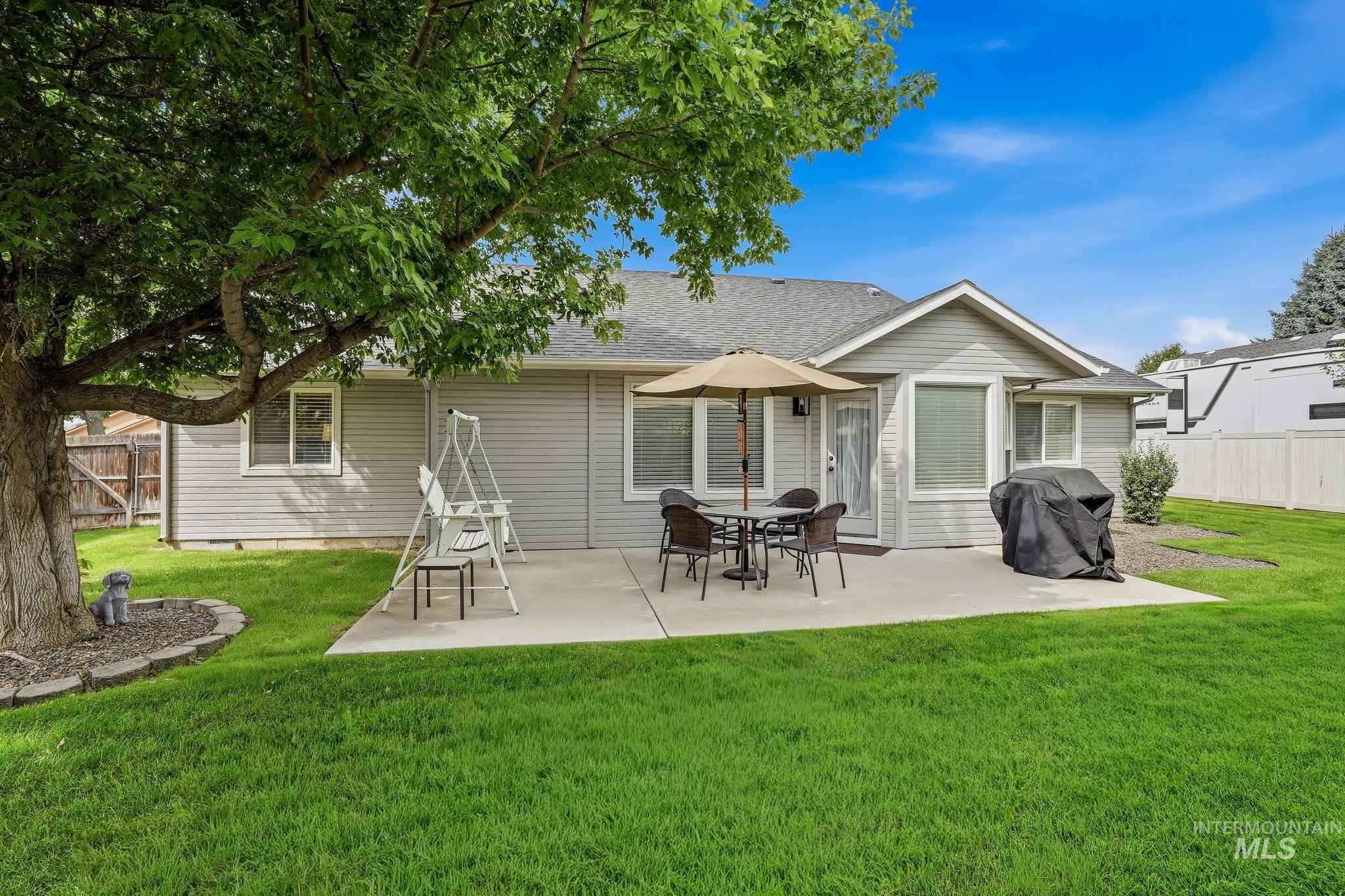3038 N Thames Ave., Meridian, Idaho 83646, 3 Bedrooms, 2 Bathrooms, Residential For Sale, Price $489,000, 98999073
