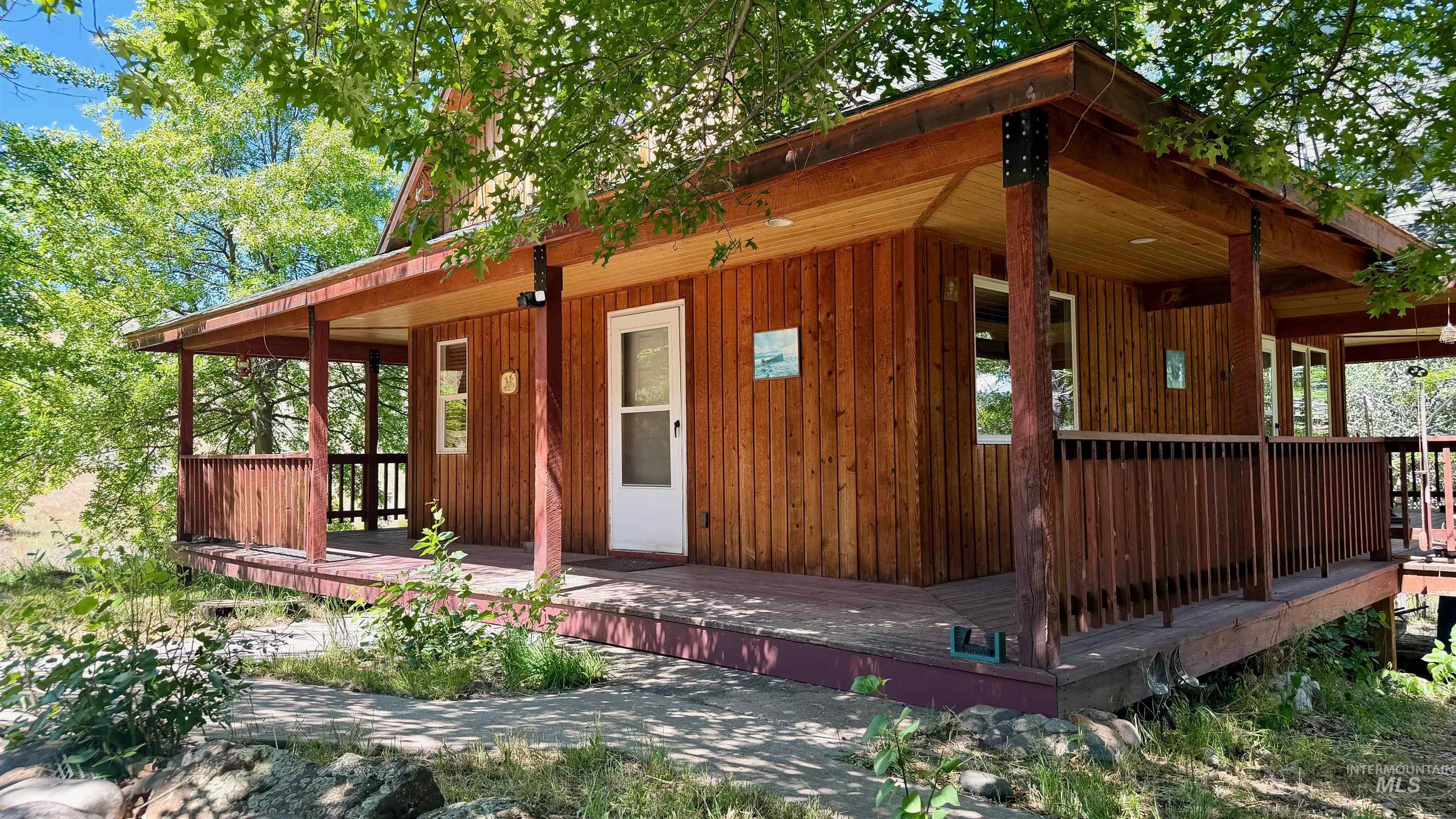 231 Gregory Creek Rd., White Bird, Idaho 83554, 2 Bedrooms, 1 Bathroom, Residential For Sale, Price $519,000, 98999076
