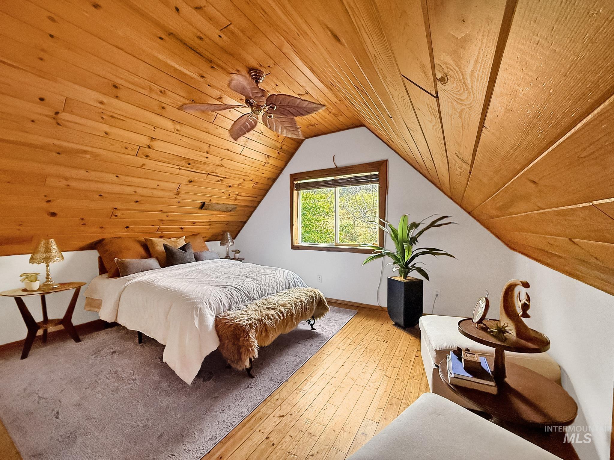 231 Gregory Creek Rd., White Bird, Idaho 83554, 2 Bedrooms, 1 Bathroom, Residential For Sale, Price $519,000, 98999076