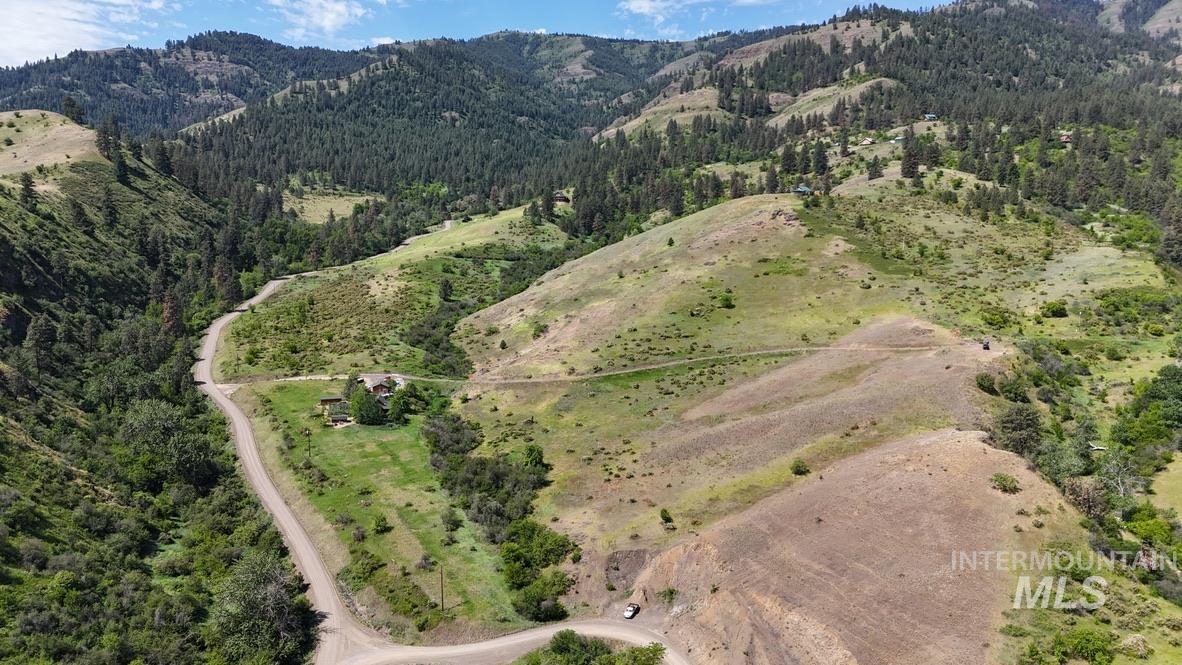 231 Gregory Creek Rd., White Bird, Idaho 83554, 2 Bedrooms, 1 Bathroom, Residential For Sale, Price $519,000, 98999076