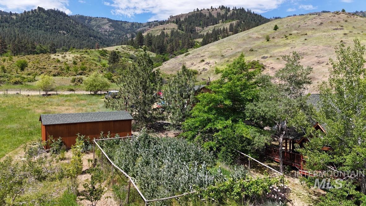 231 Gregory Creek Rd., White Bird, Idaho 83554, 2 Bedrooms, 1 Bathroom, Residential For Sale, Price $519,000, 98999076