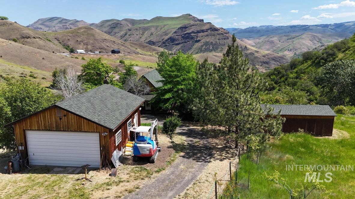 231 Gregory Creek Rd., White Bird, Idaho 83554, 2 Bedrooms, 1 Bathroom, Residential For Sale, Price $519,000, 98999076
