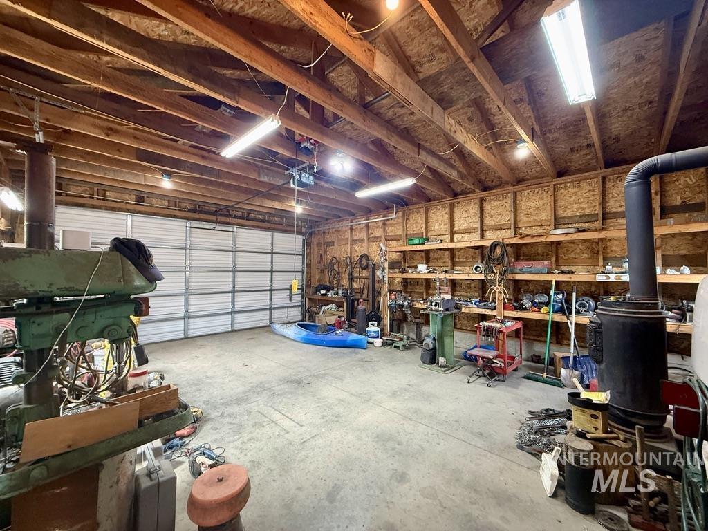 231 Gregory Creek Rd., White Bird, Idaho 83554, 2 Bedrooms, 1 Bathroom, Residential For Sale, Price $519,000, 98999076