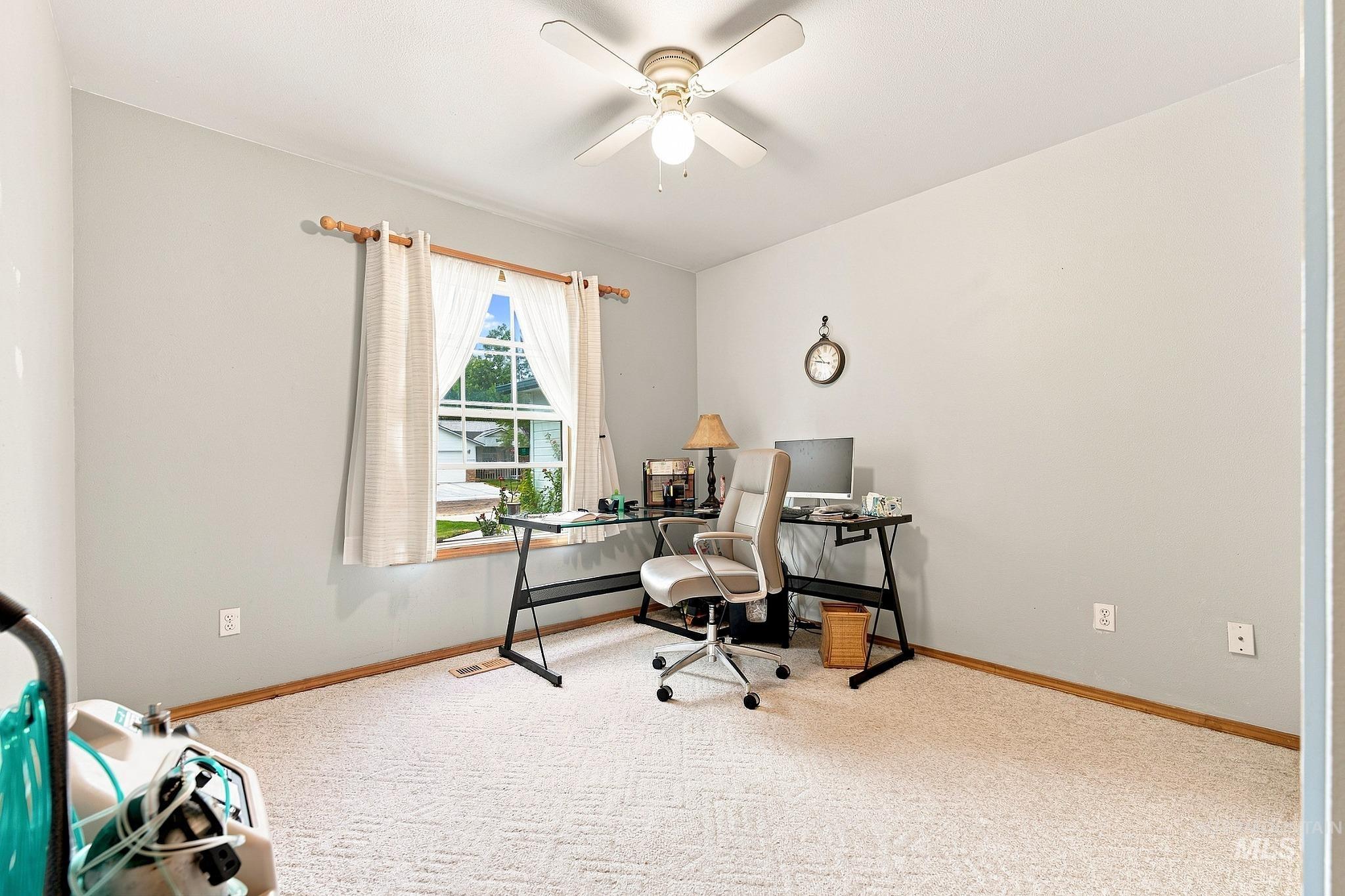 3750 E Sweet Pea Ct, Boise, Idaho 83716, 3 Bedrooms, 2 Bathrooms, Residential For Sale, Price $485,000, 98999081