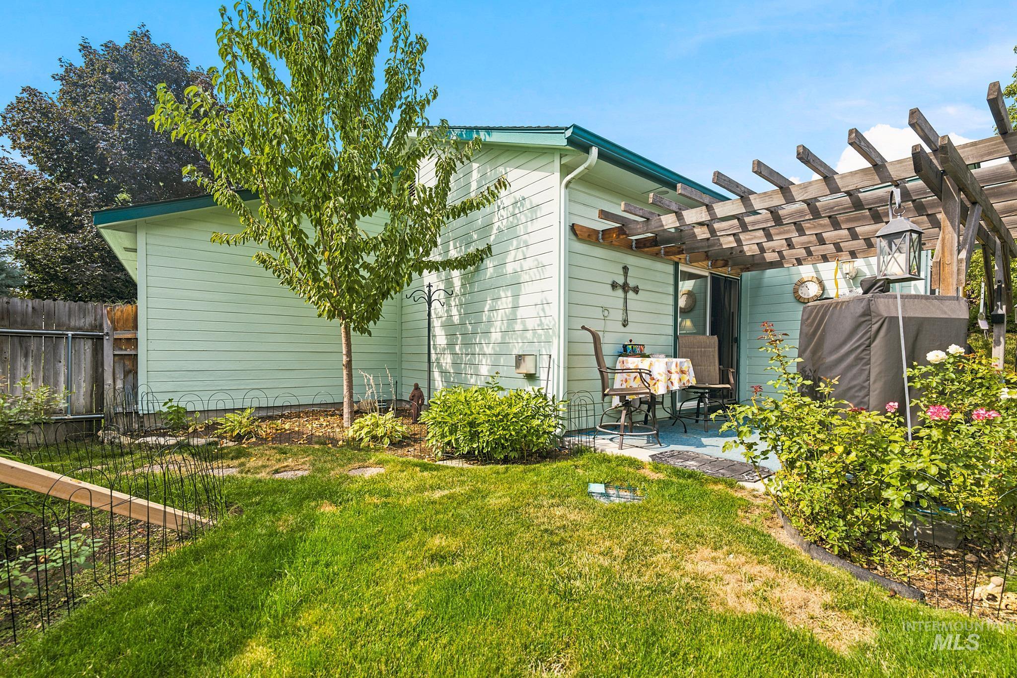 3750 E Sweet Pea Ct, Boise, Idaho 83716, 3 Bedrooms, 2 Bathrooms, Residential For Sale, Price $485,000, 98999081