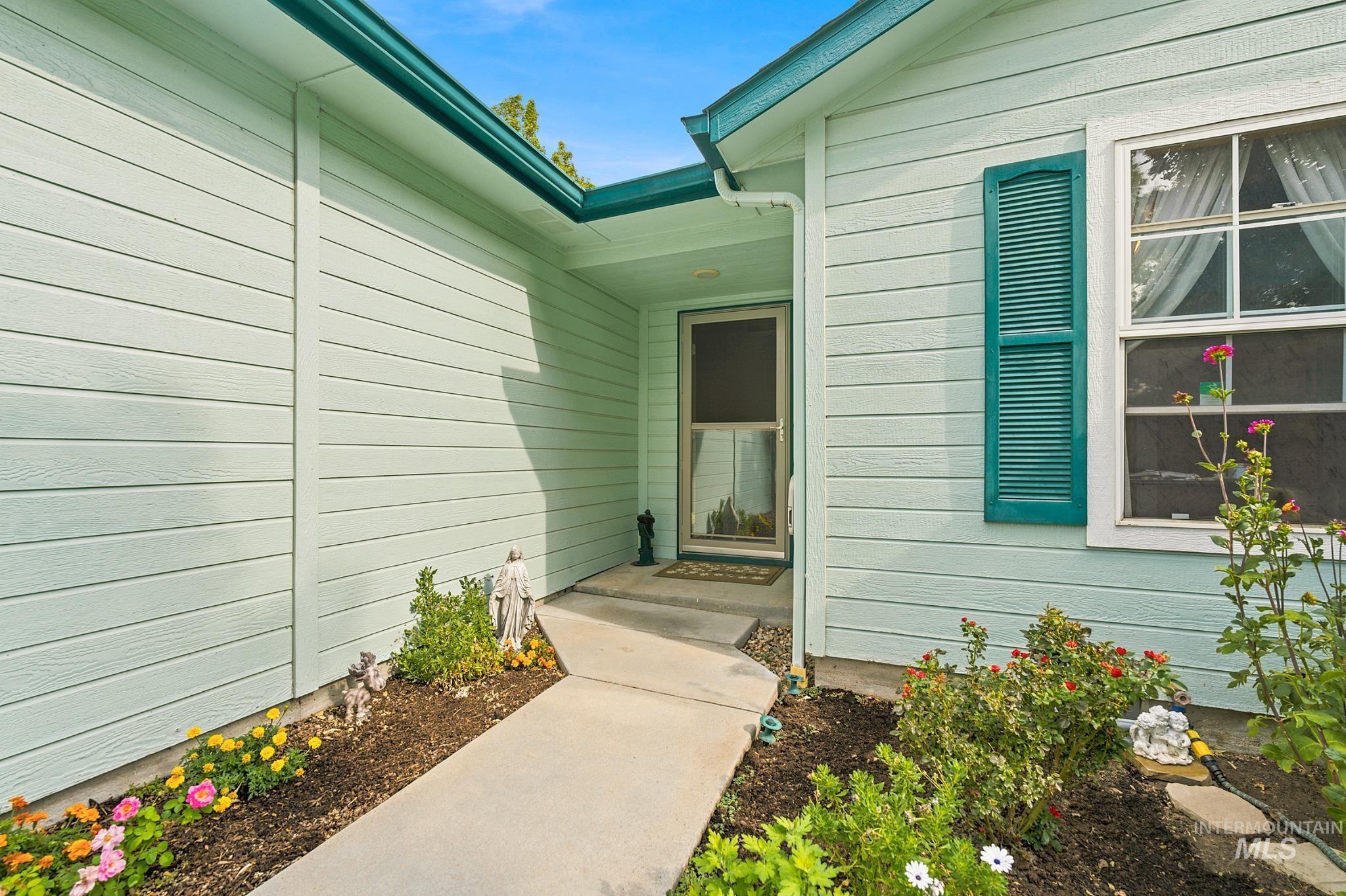 3750 E Sweet Pea Ct, Boise, Idaho 83716, 3 Bedrooms, 2 Bathrooms, Residential For Sale, Price $485,000, 98999081