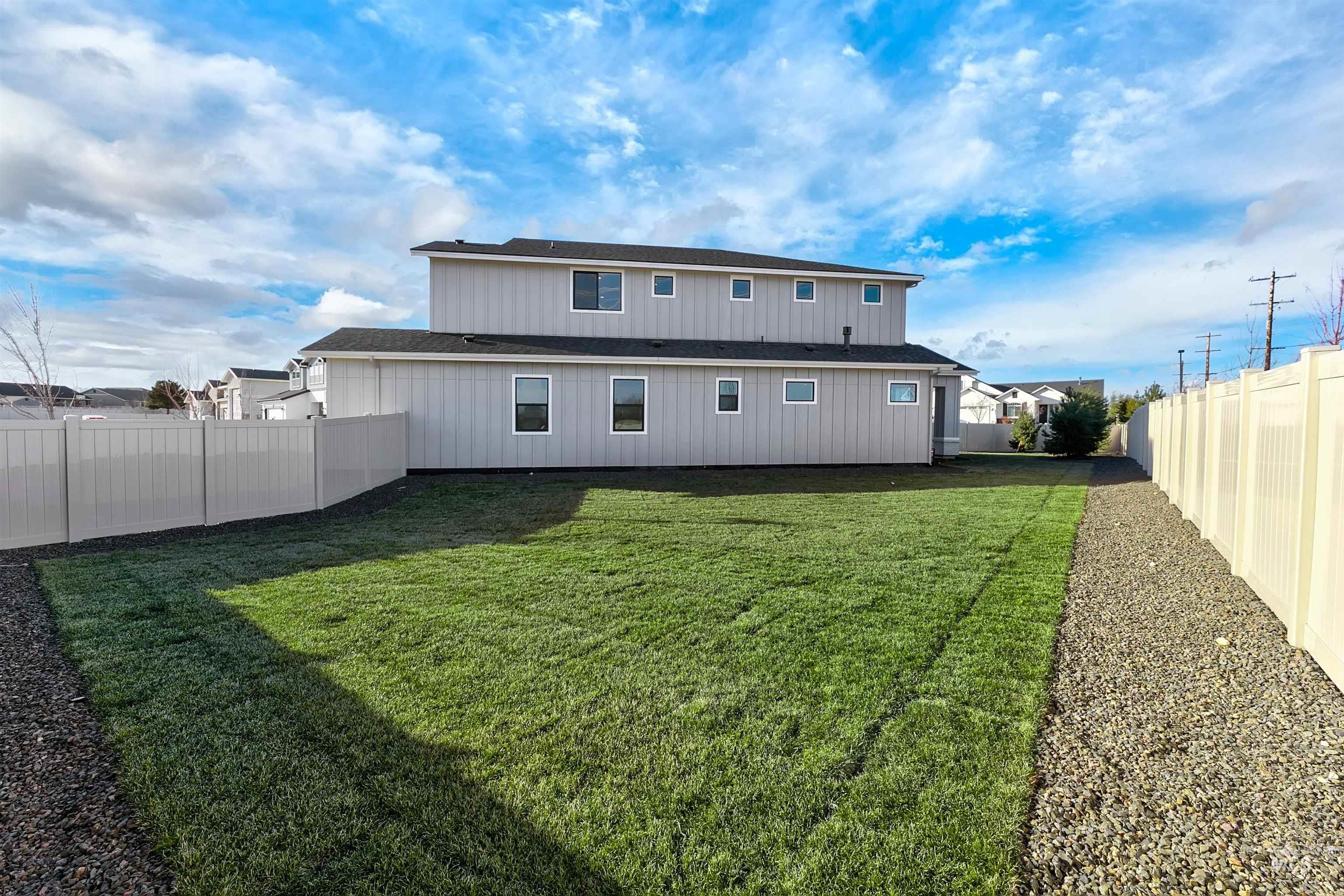 12639 S Lenora Pl., Nampa, Idaho 83686, 4 Bedrooms, 4.5 Bathrooms, Residential For Sale, Price $773,404, 98999082