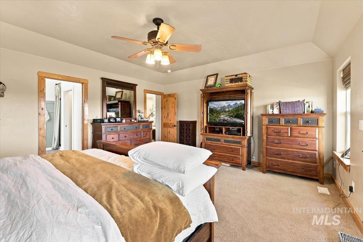 3240 Purdom Lane, Homedale, Idaho 83628, 5 Bedrooms, 4.5 Bathrooms, Residential For Sale, Price $1,500,000, 98999089