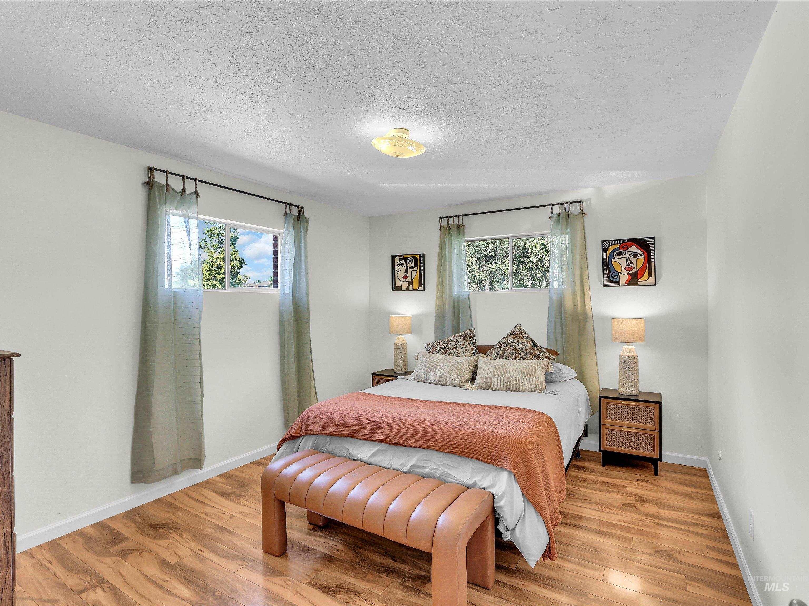 2025 S Longmont Ave., Boise, Idaho 83706, 4 Bedrooms, 2 Bathrooms, Residential For Sale, Price $550,900, 98999091