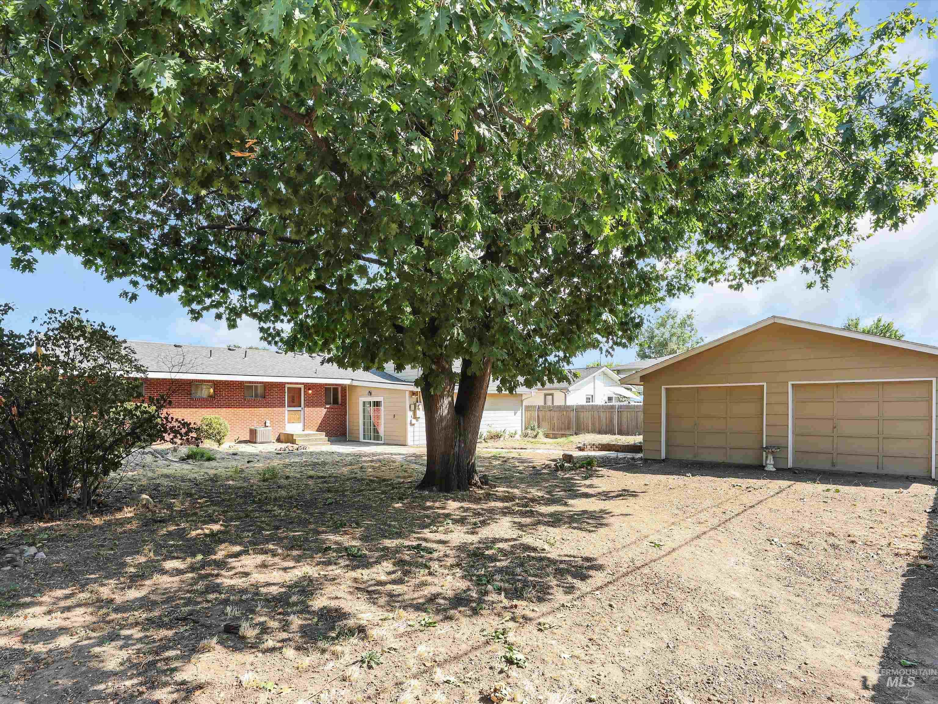 2025 S Longmont Ave., Boise, Idaho 83706, 4 Bedrooms, 2 Bathrooms, Residential For Sale, Price $550,900, 98999091