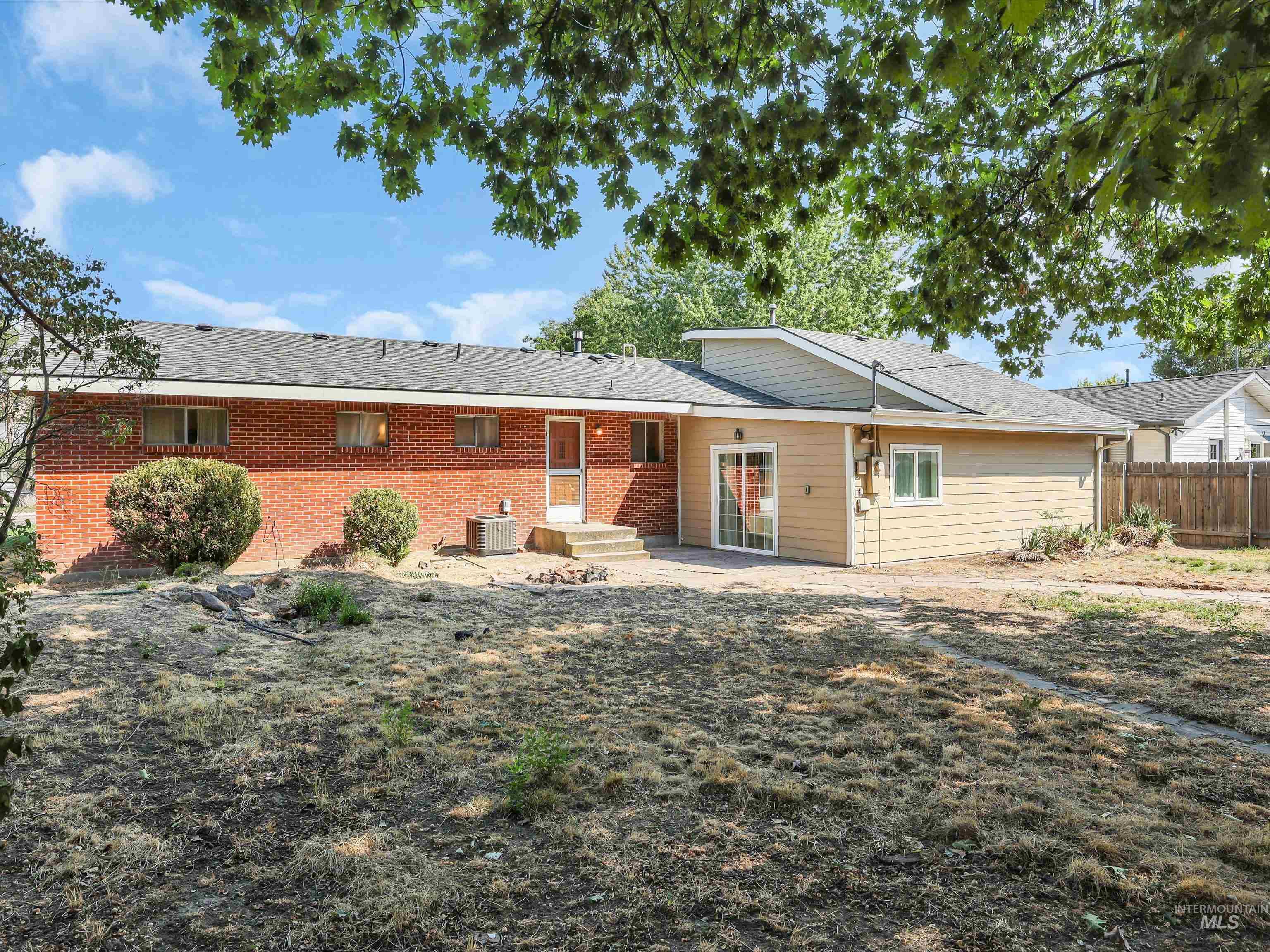 2025 S Longmont Ave., Boise, Idaho 83706, 4 Bedrooms, 2 Bathrooms, Residential For Sale, Price $550,900, 98999091