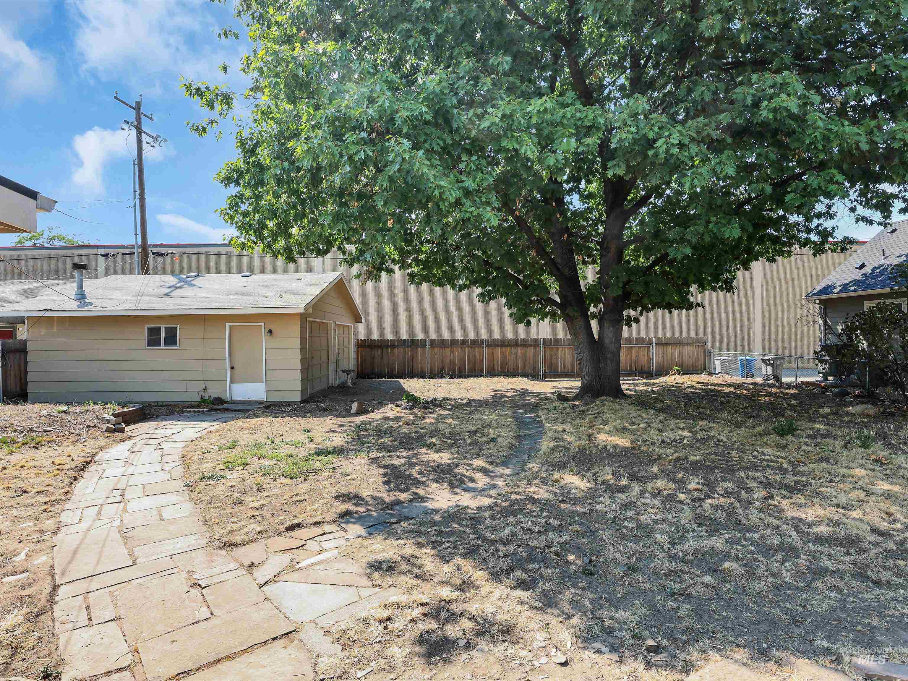 2025 S Longmont Ave., Boise, Idaho 83706, 4 Bedrooms, 2 Bathrooms, Residential For Sale, Price $550,900, 98999091